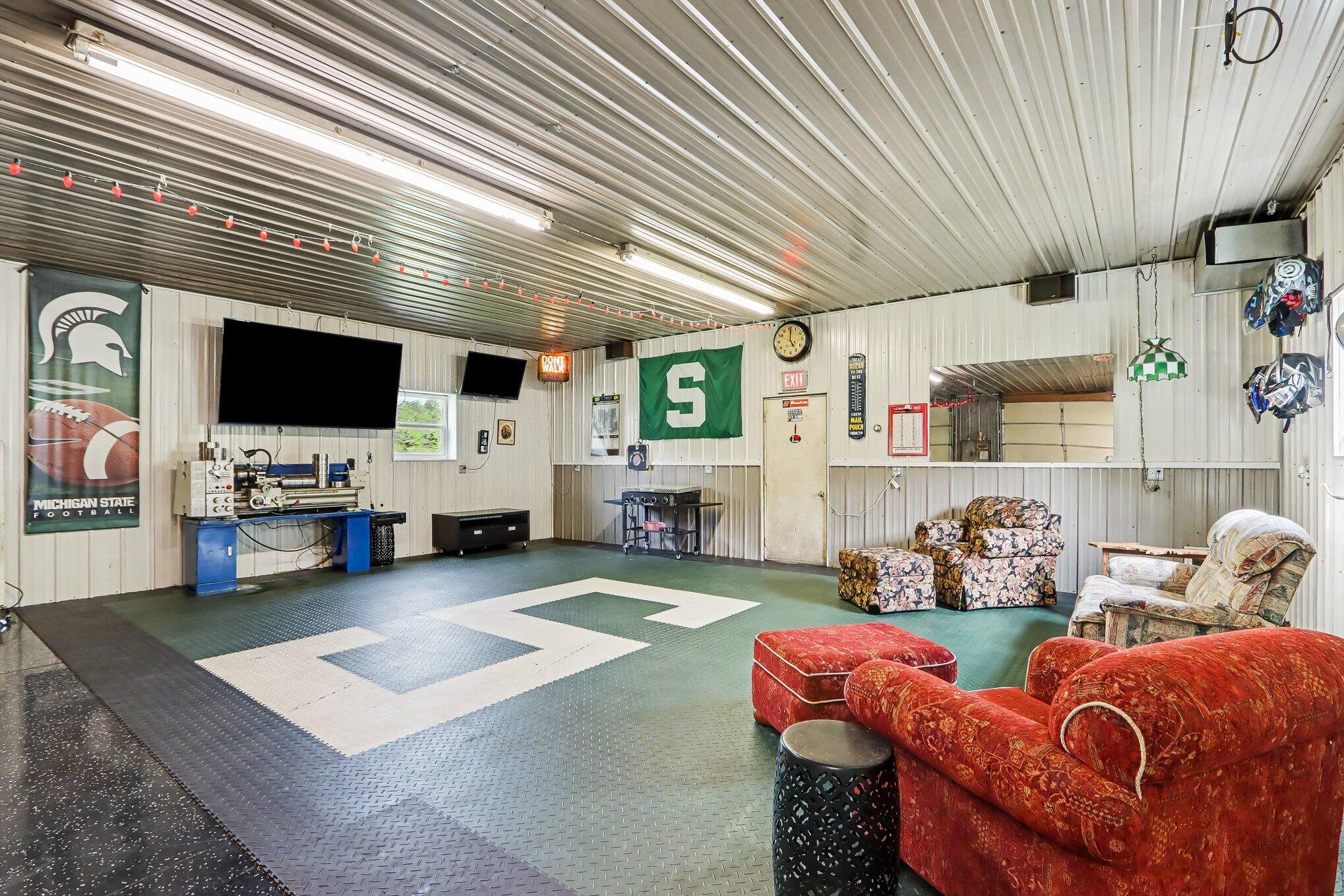 5383 E Cd Avenue Kalamazoo MI 49004
