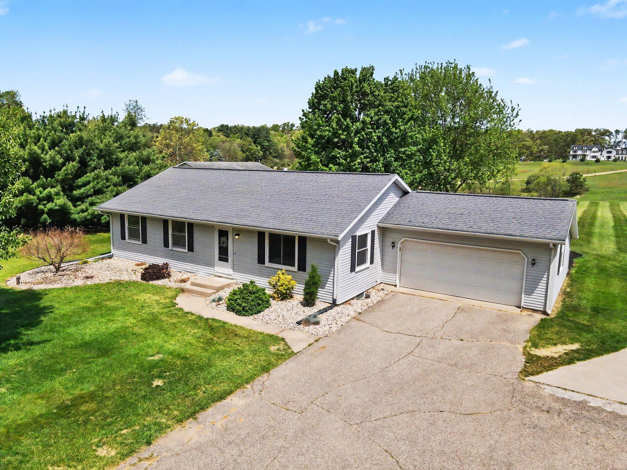 5383 E Cd Avenue Kalamazoo MI 49004