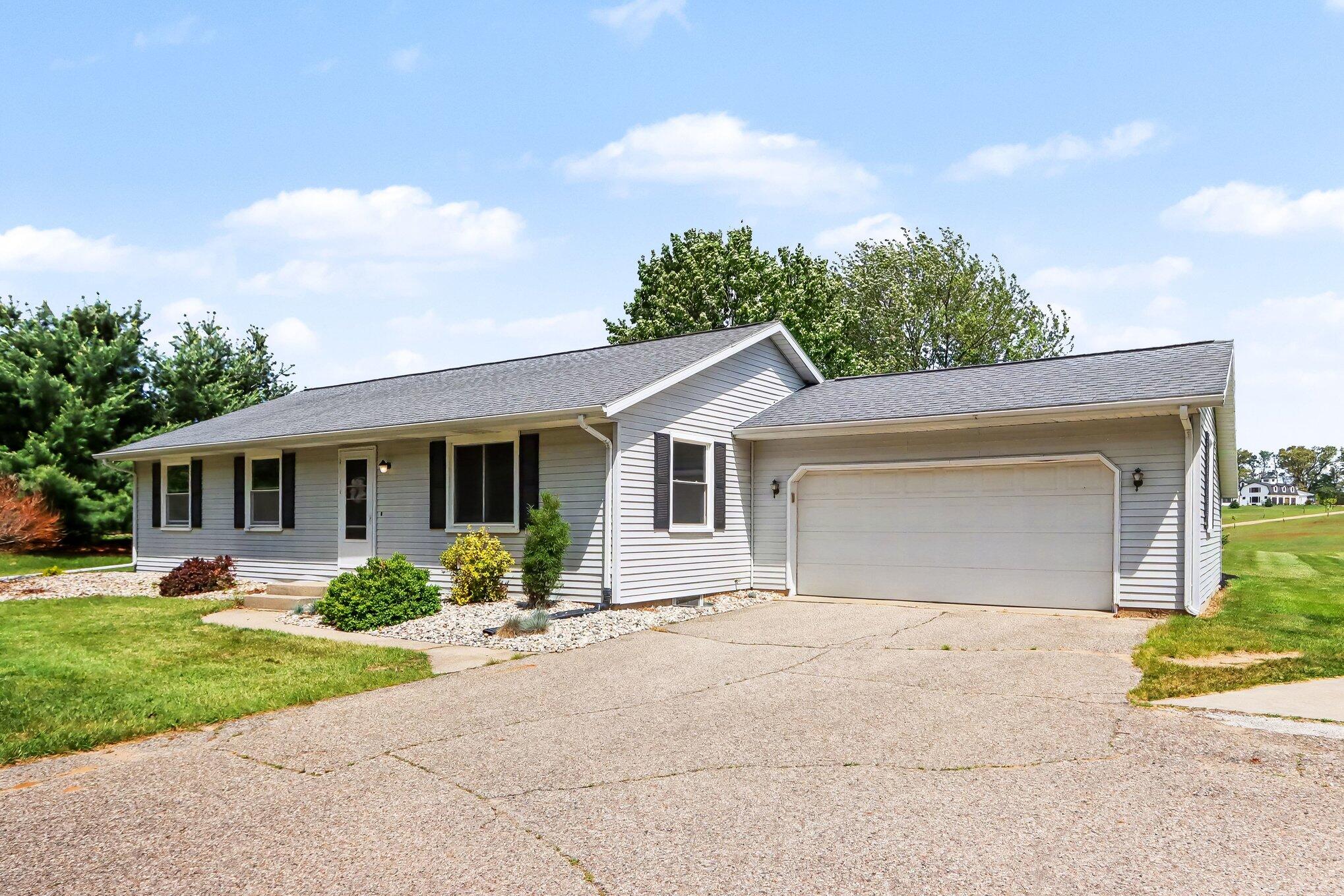 5383 E Cd Avenue Kalamazoo MI 49004