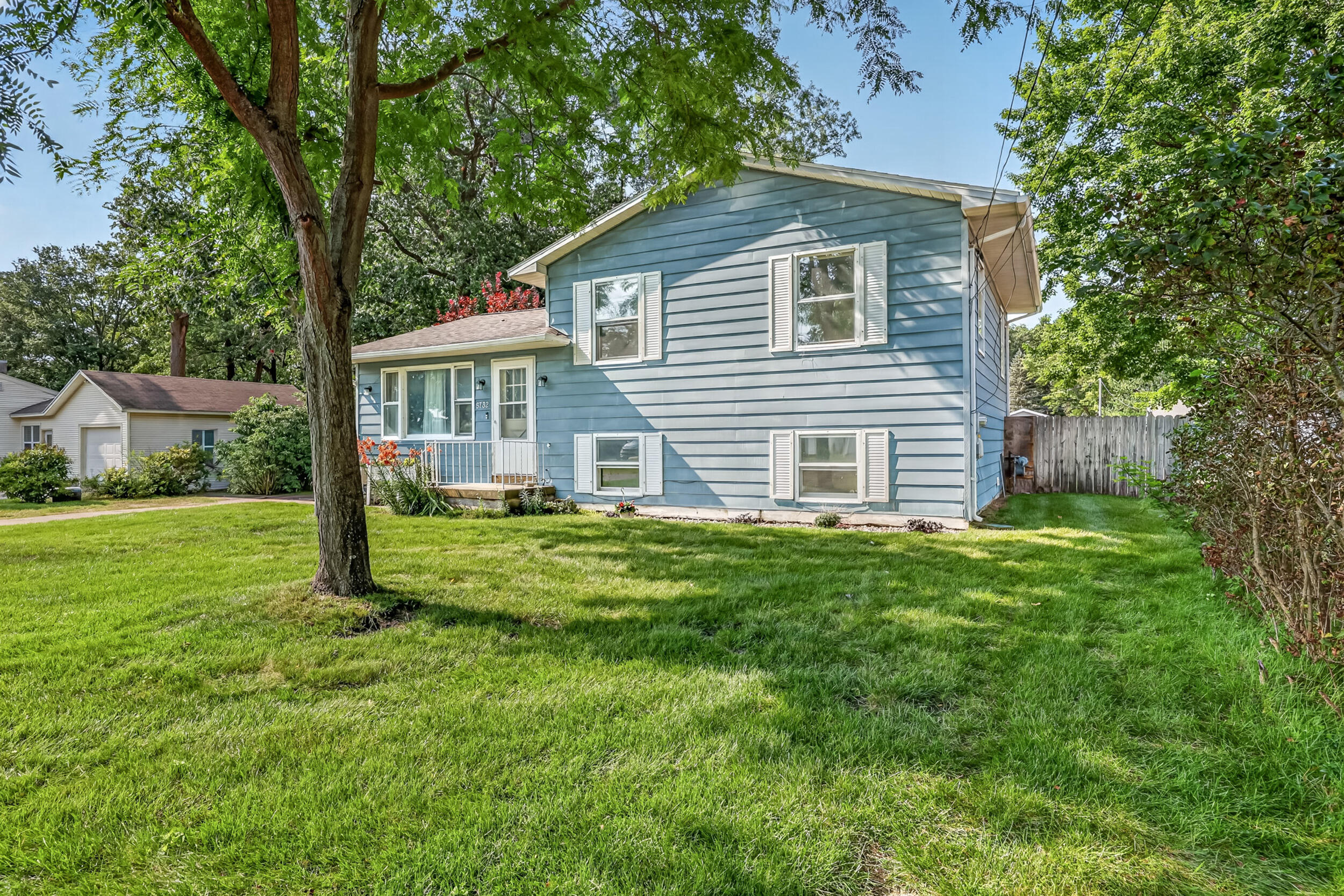 5732 Colleen Avenue Muskegon MI 49442
