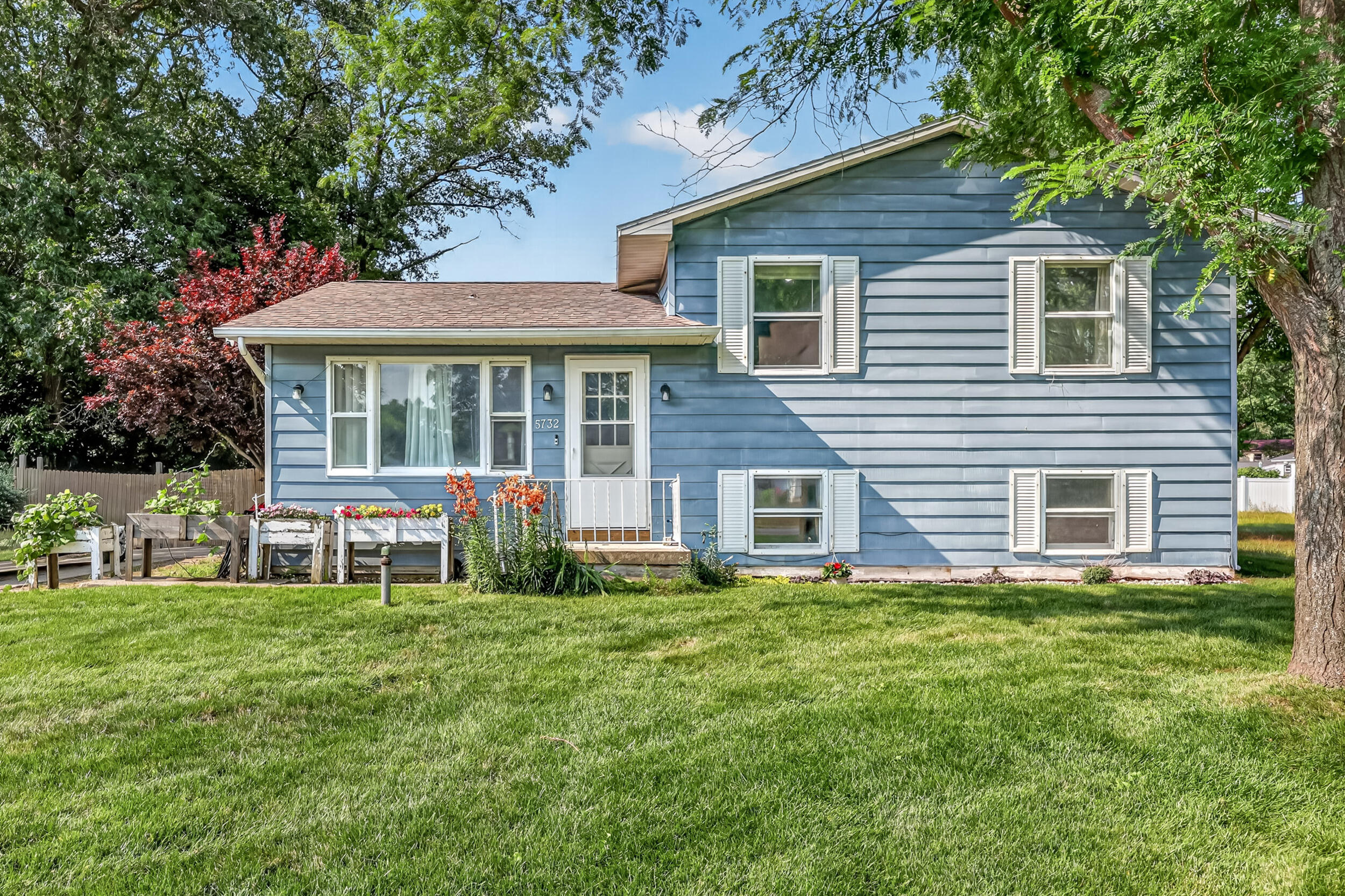 5732 Colleen Avenue Muskegon MI 49442