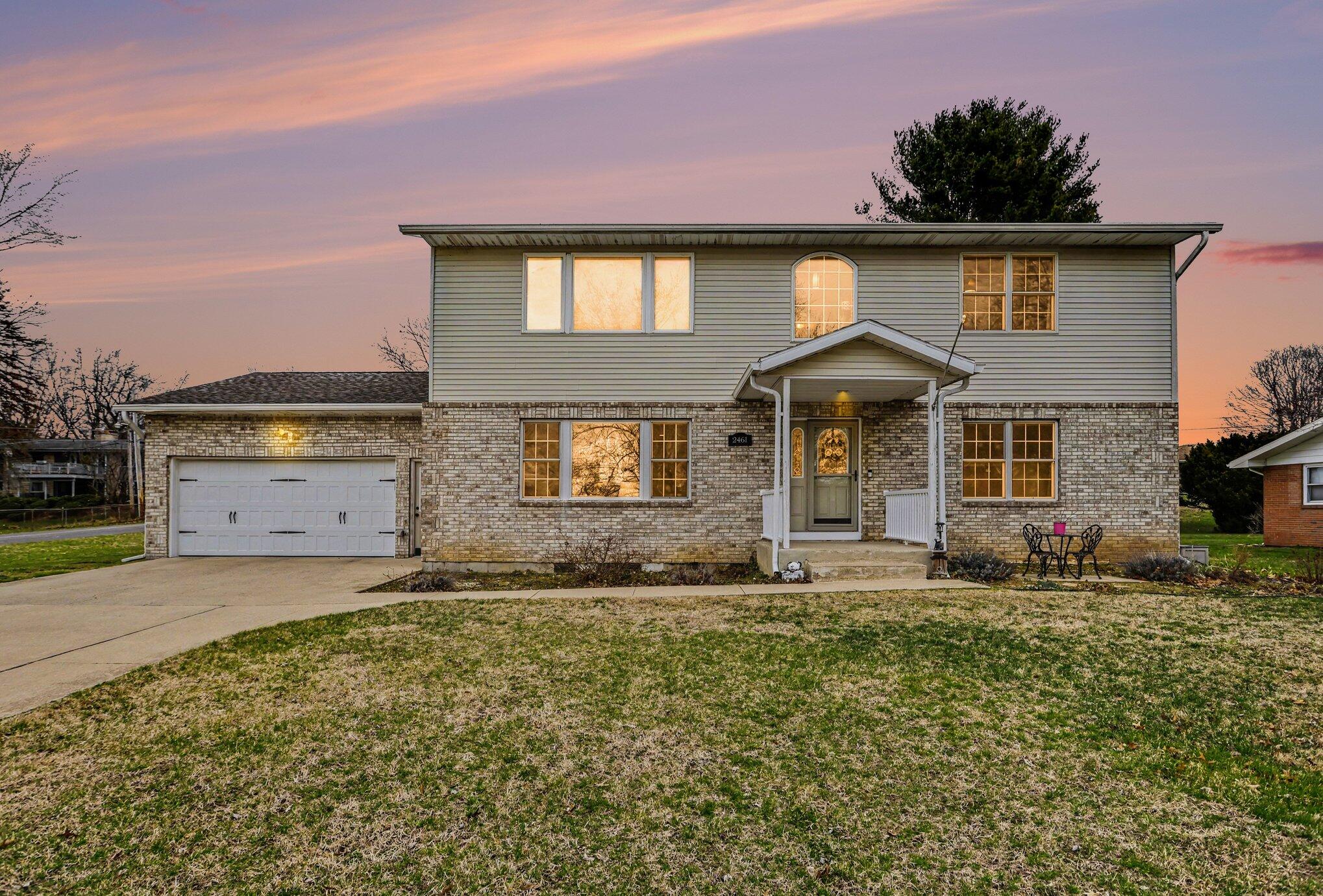 2461 Riverbend Drive Benton Harbor MI 49022