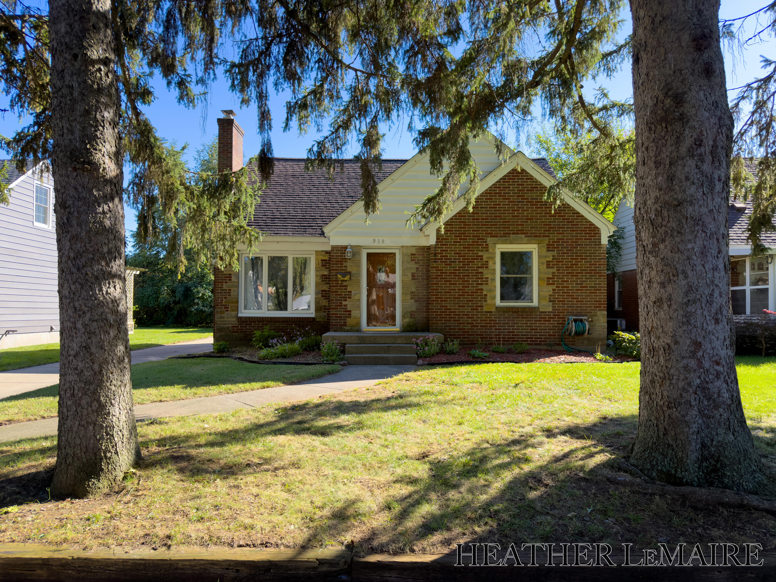 910 Nevada Street SE Grand Rapids MI 49507