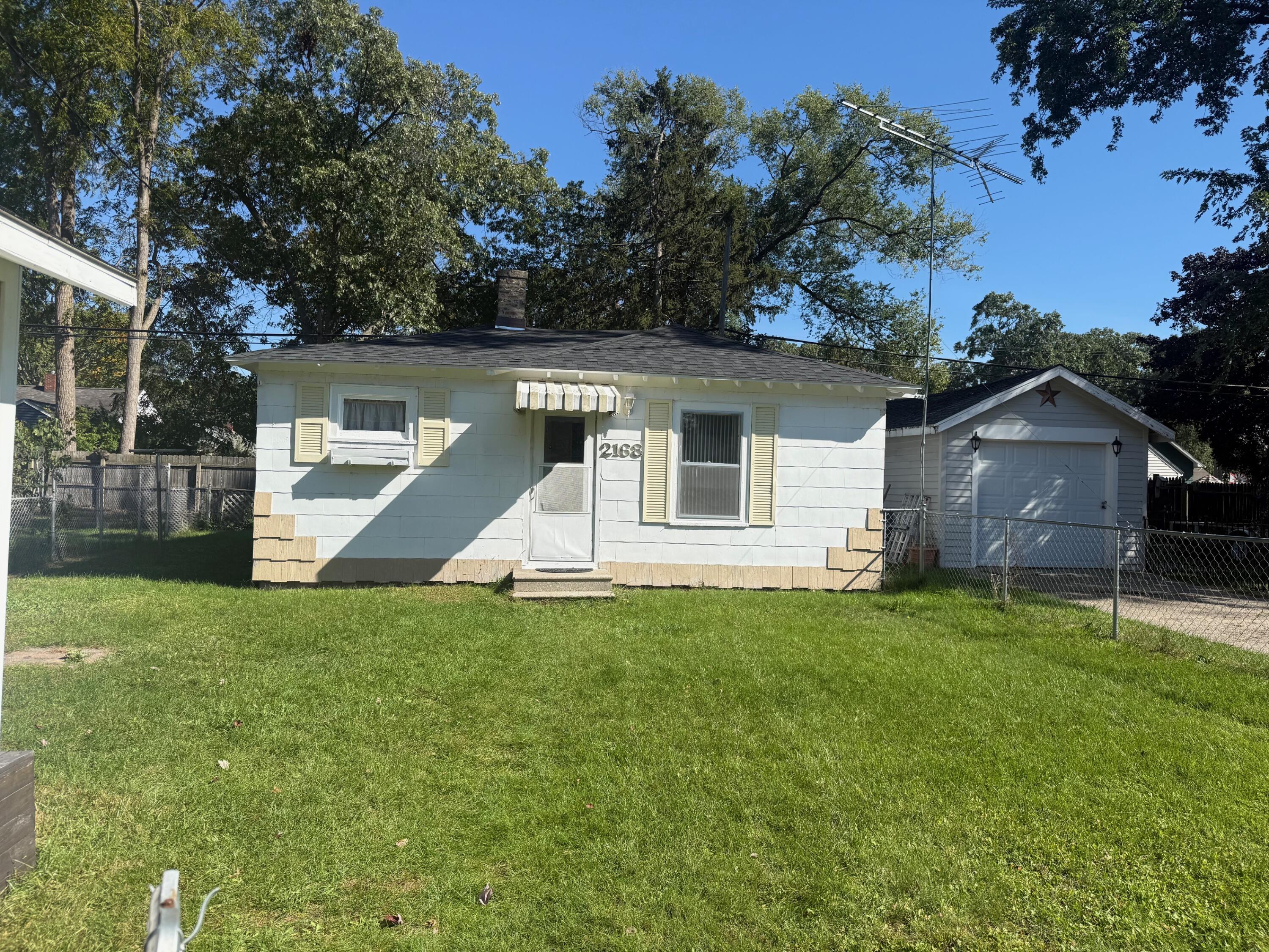 2168 Blodgett Street Muskegon MI 49441