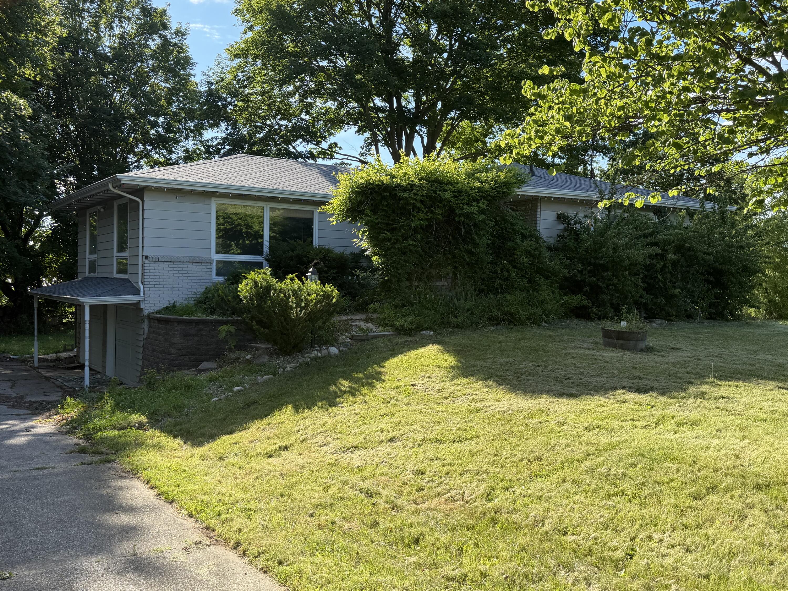 16734 Rynearson Road Buchanan MI 49107