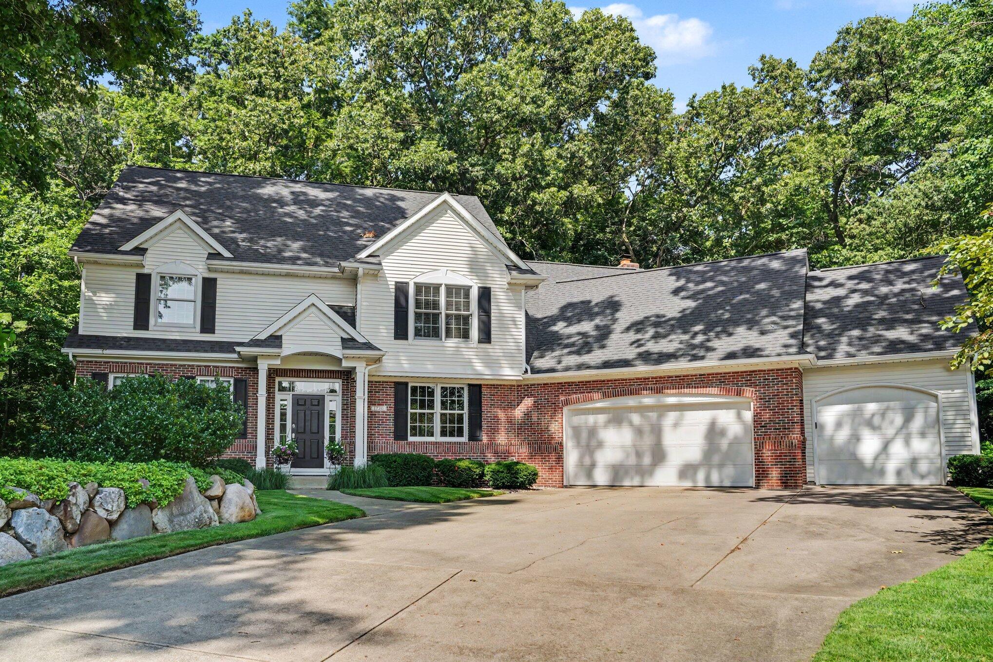 1720 Breezy Point Lane Kalamazoo MI 49009