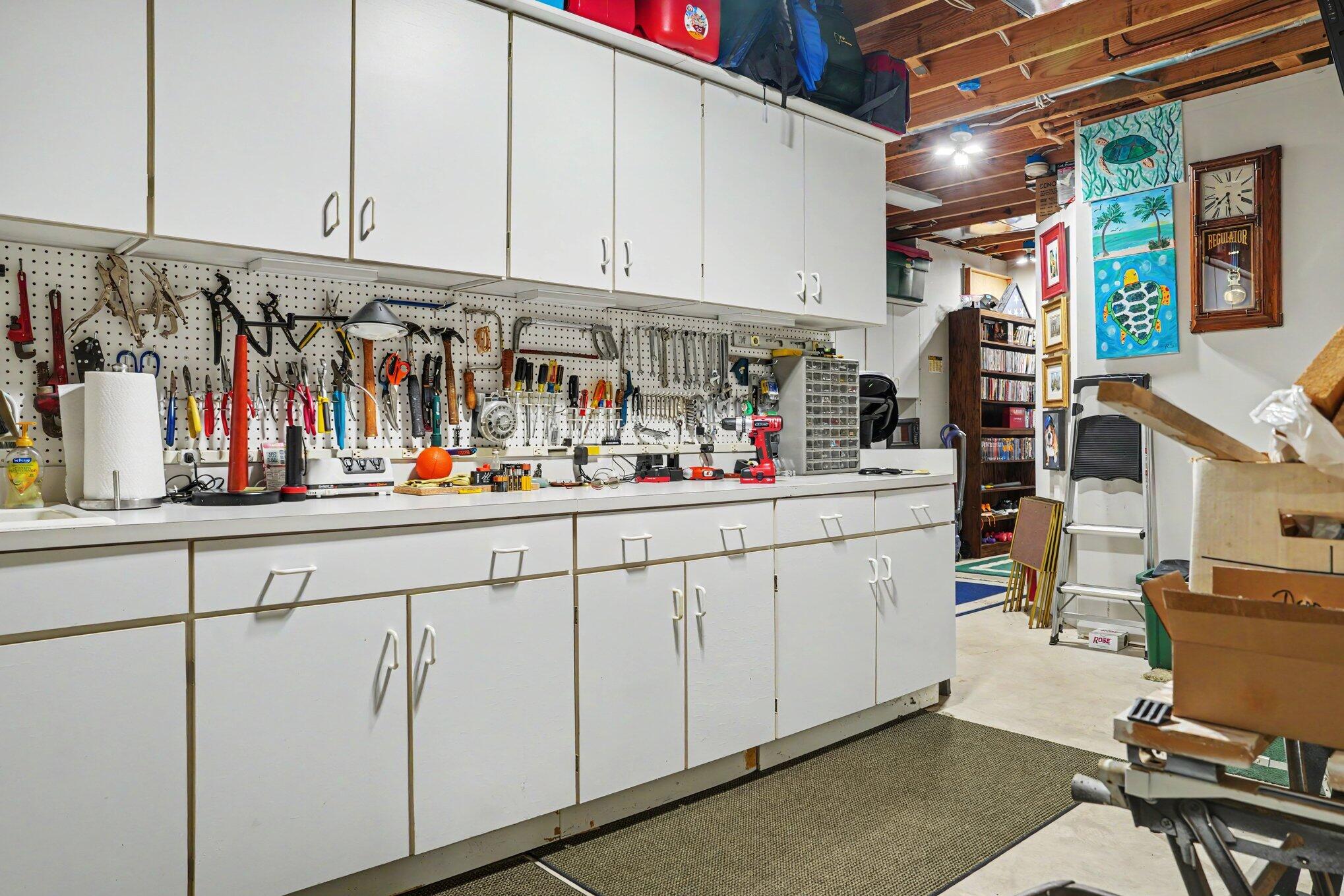 1720 Breezy Point Lane Kalamazoo MI 49009