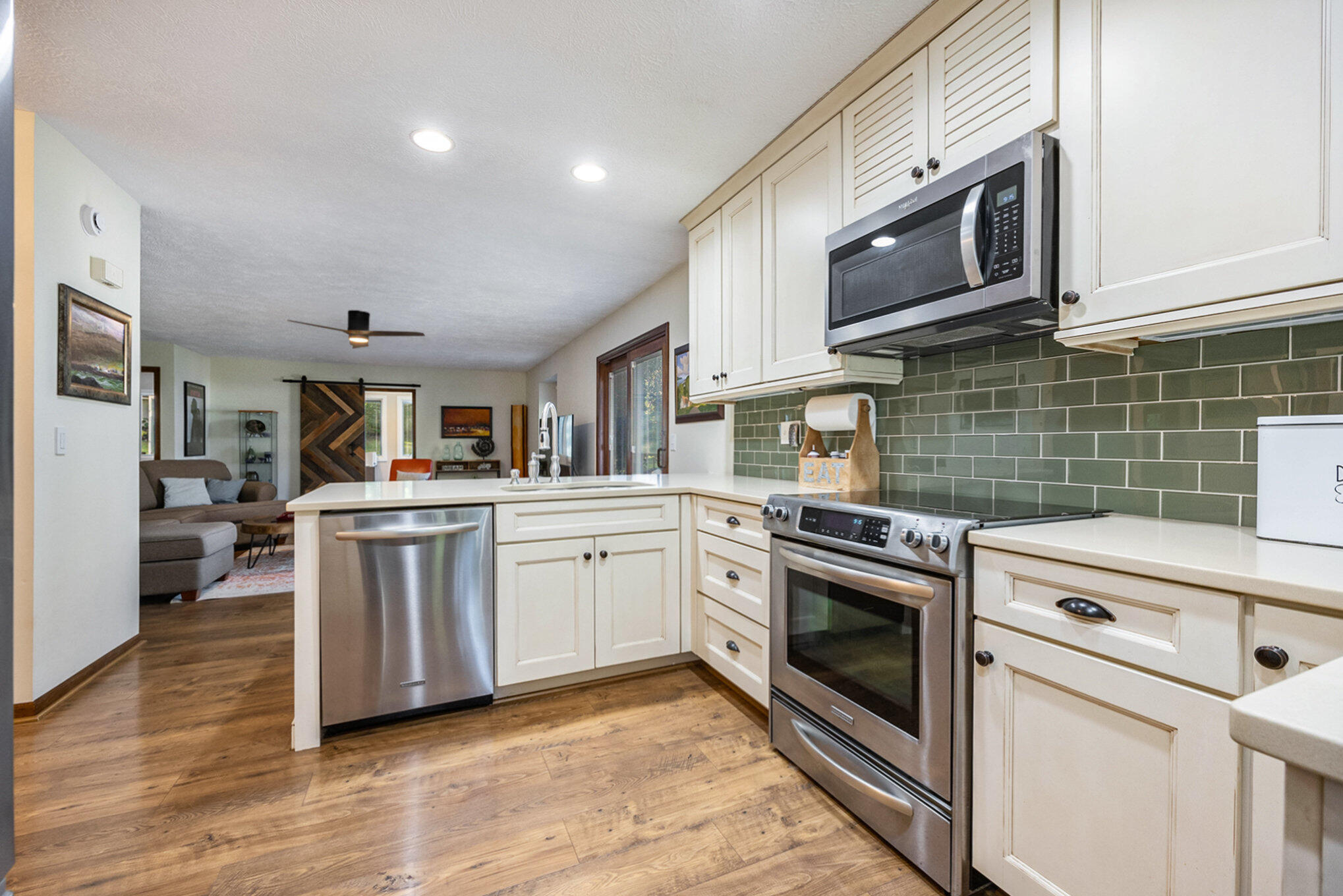 541 Mason Street Saugatuck MI 49453