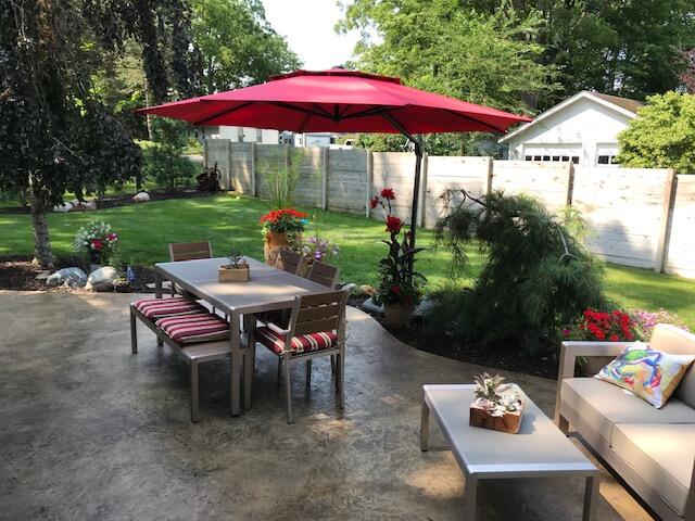 541 Mason Street Saugatuck MI 49453