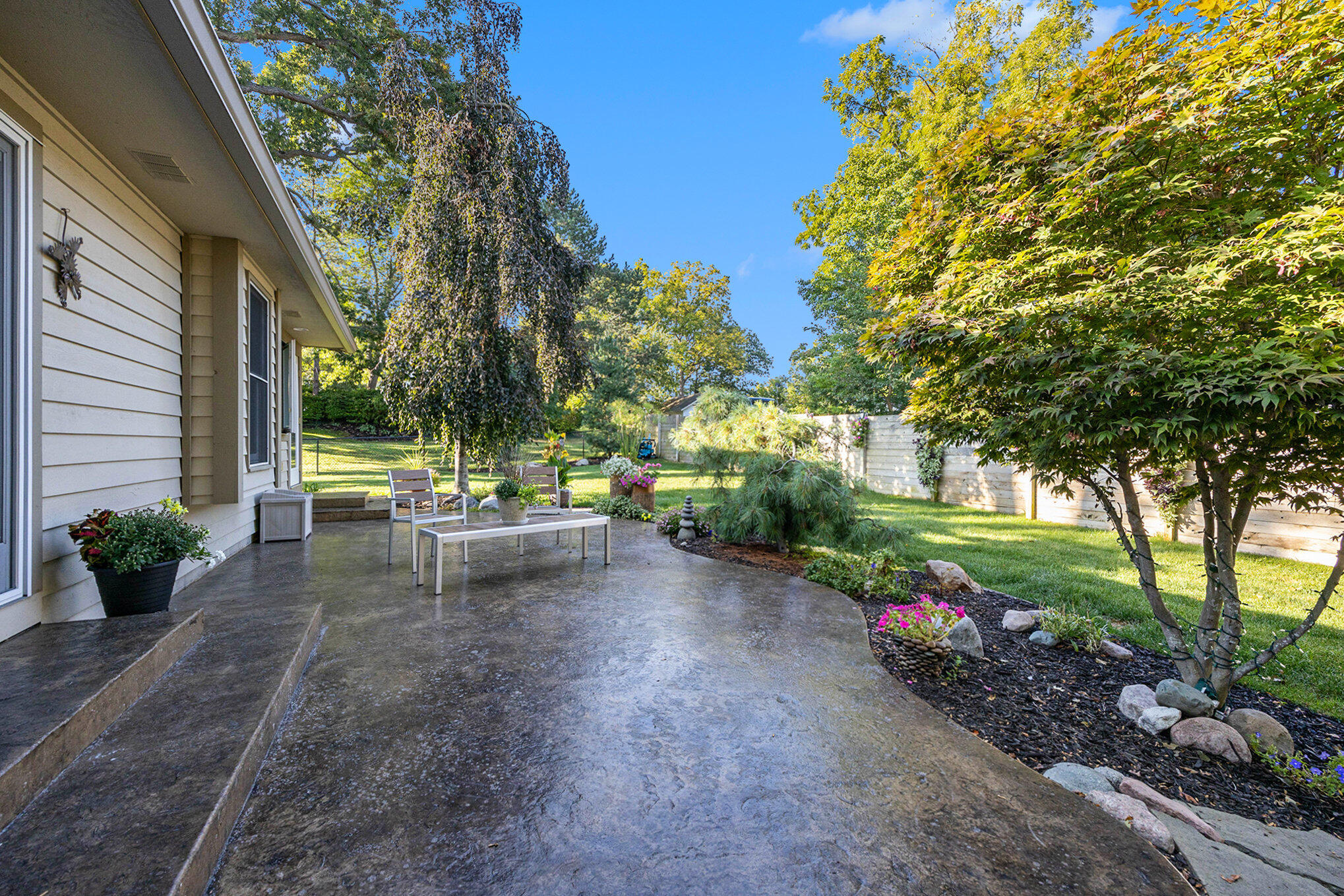 541 Mason Street Saugatuck MI 49453