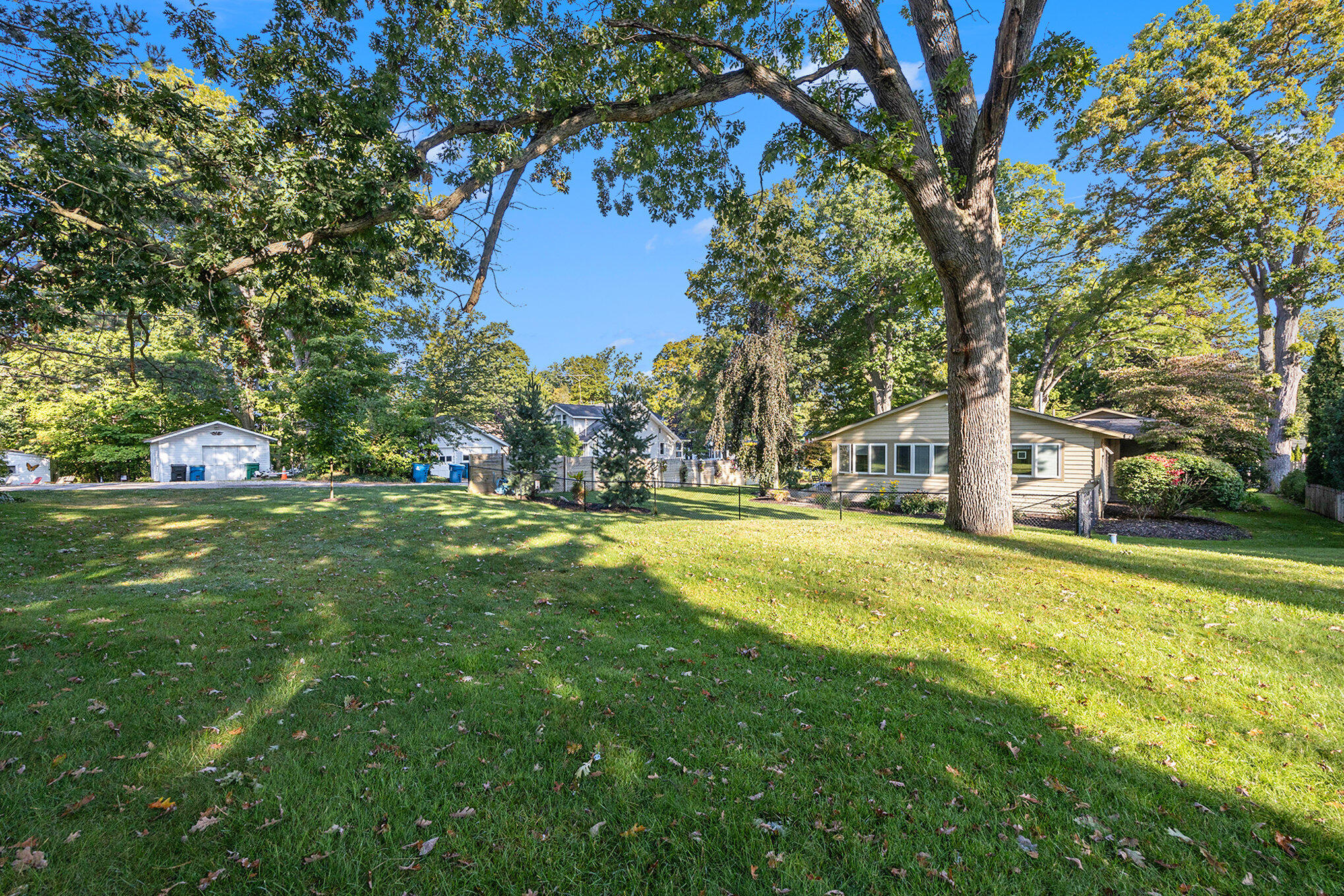 541 Mason Street Saugatuck MI 49453