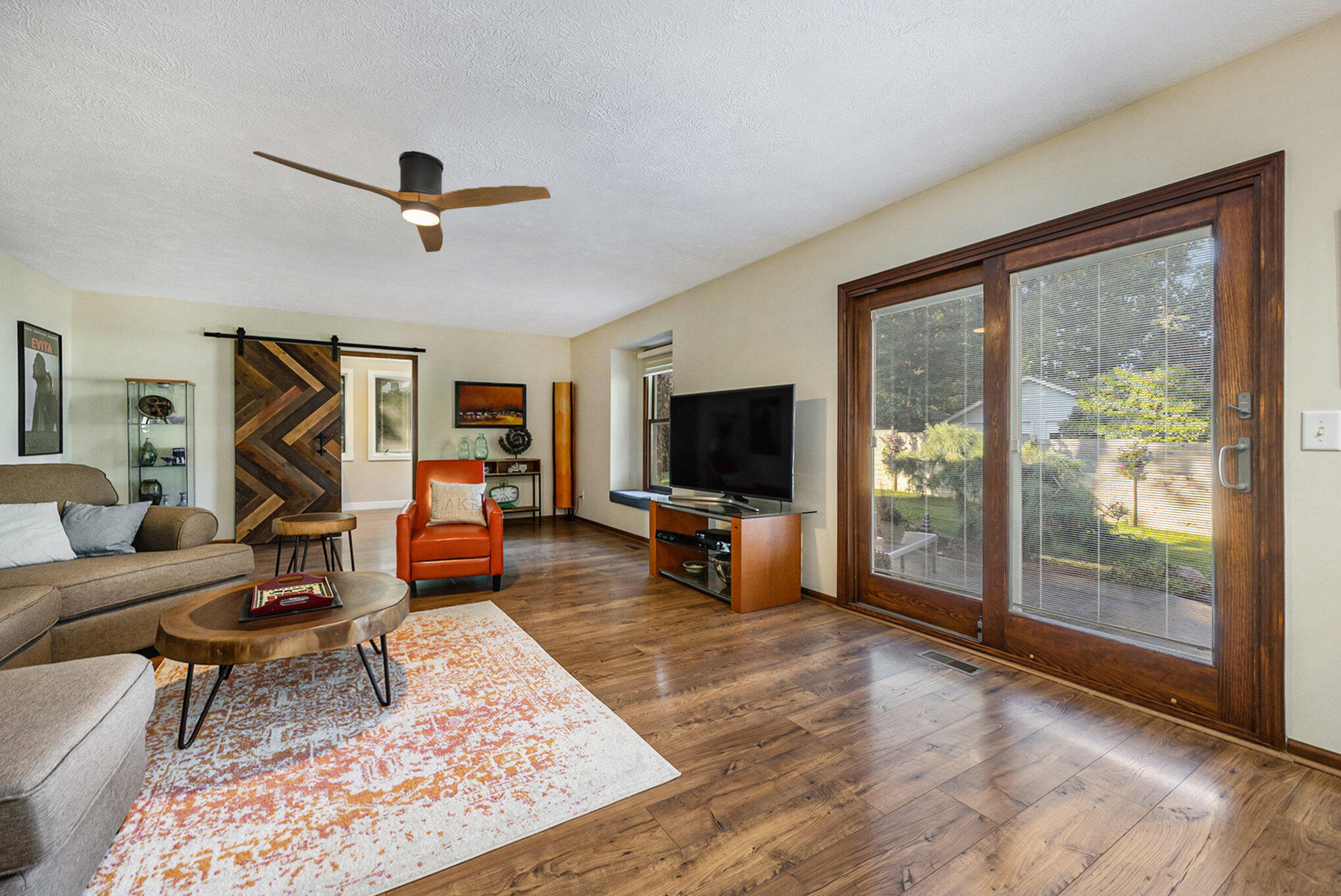 541 Mason Street Saugatuck MI 49453