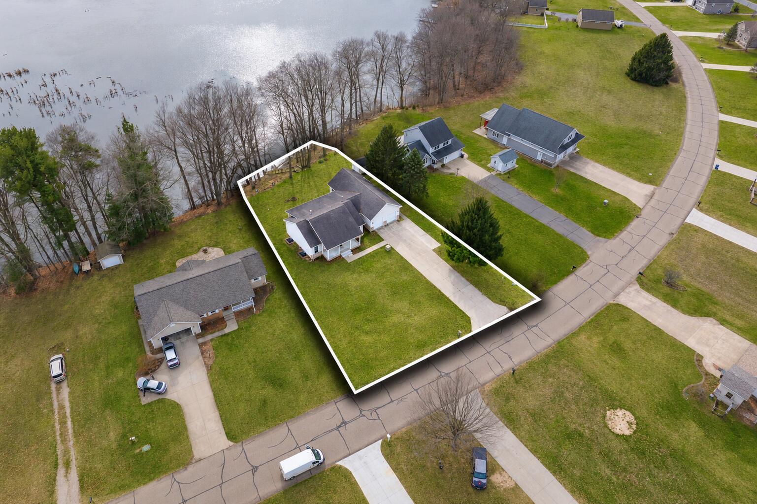 3220 Fairhaven Drive Allegan MI 49010