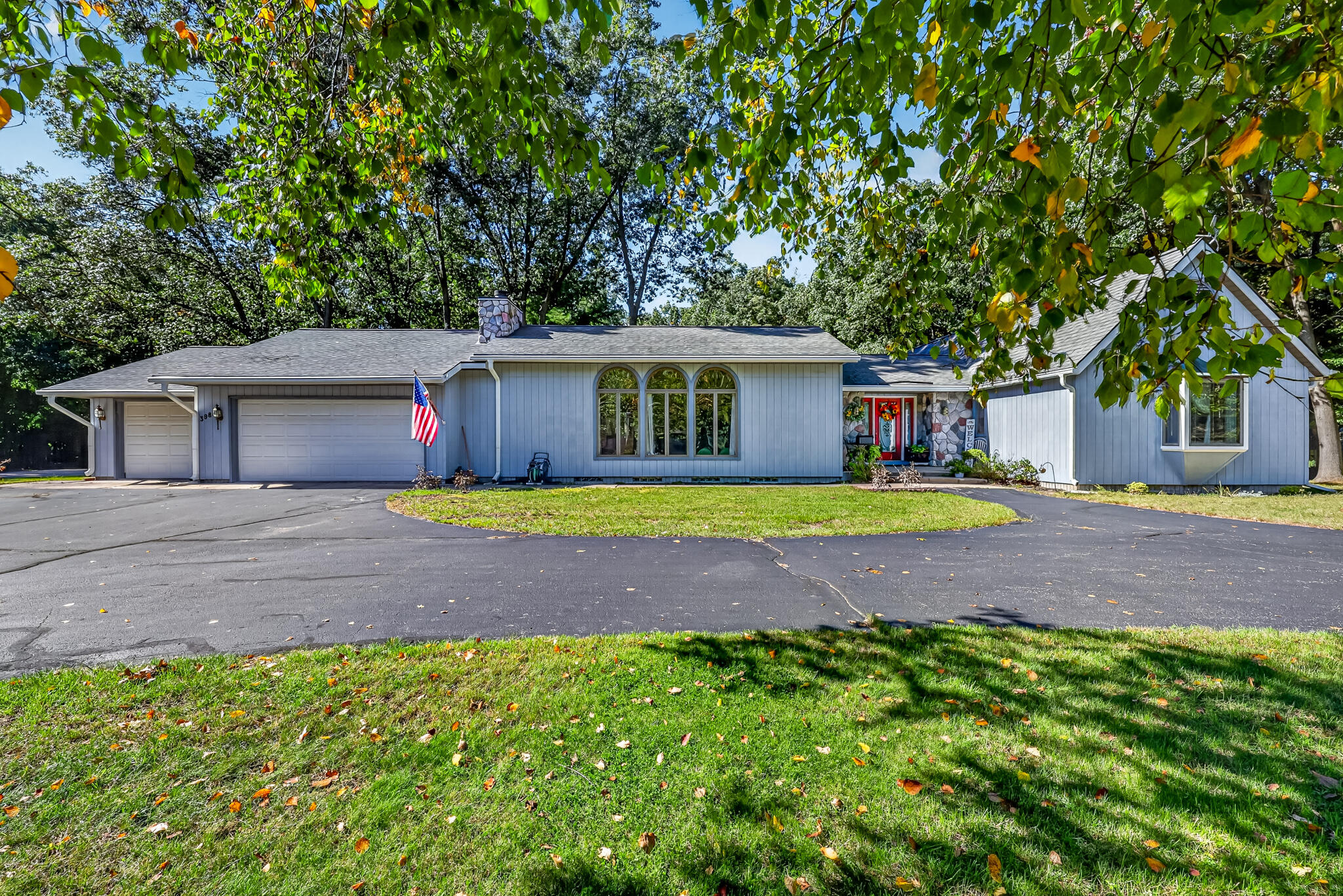 3985 Harbor Point Drive Norton Shores MI 49441