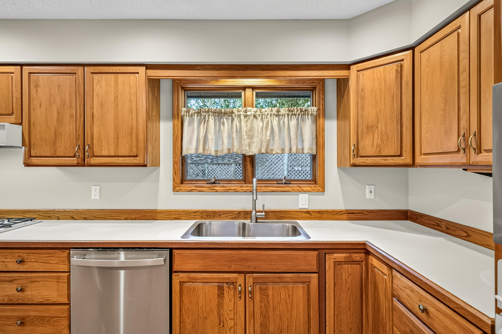 3985 Harbor Point Drive Norton Shores MI 49441
