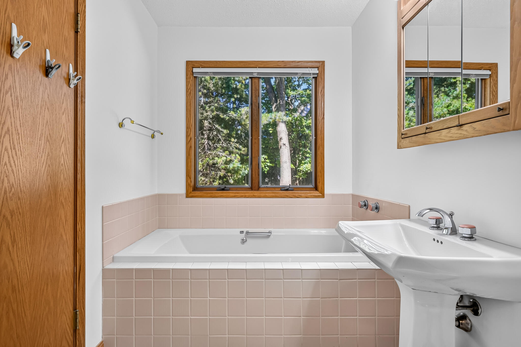 3985 Harbor Point Drive Norton Shores MI 49441