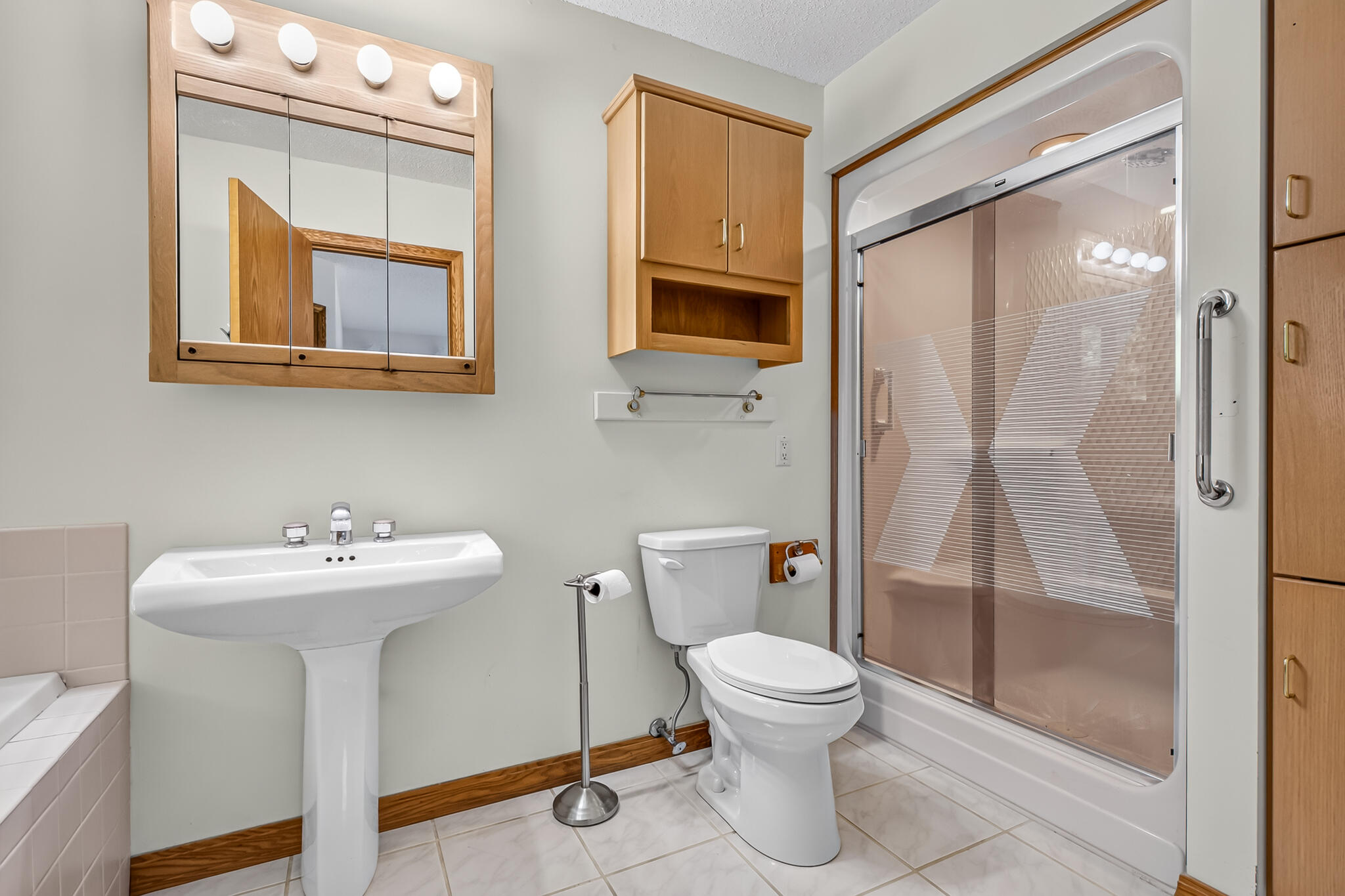 3985 Harbor Point Drive Norton Shores MI 49441
