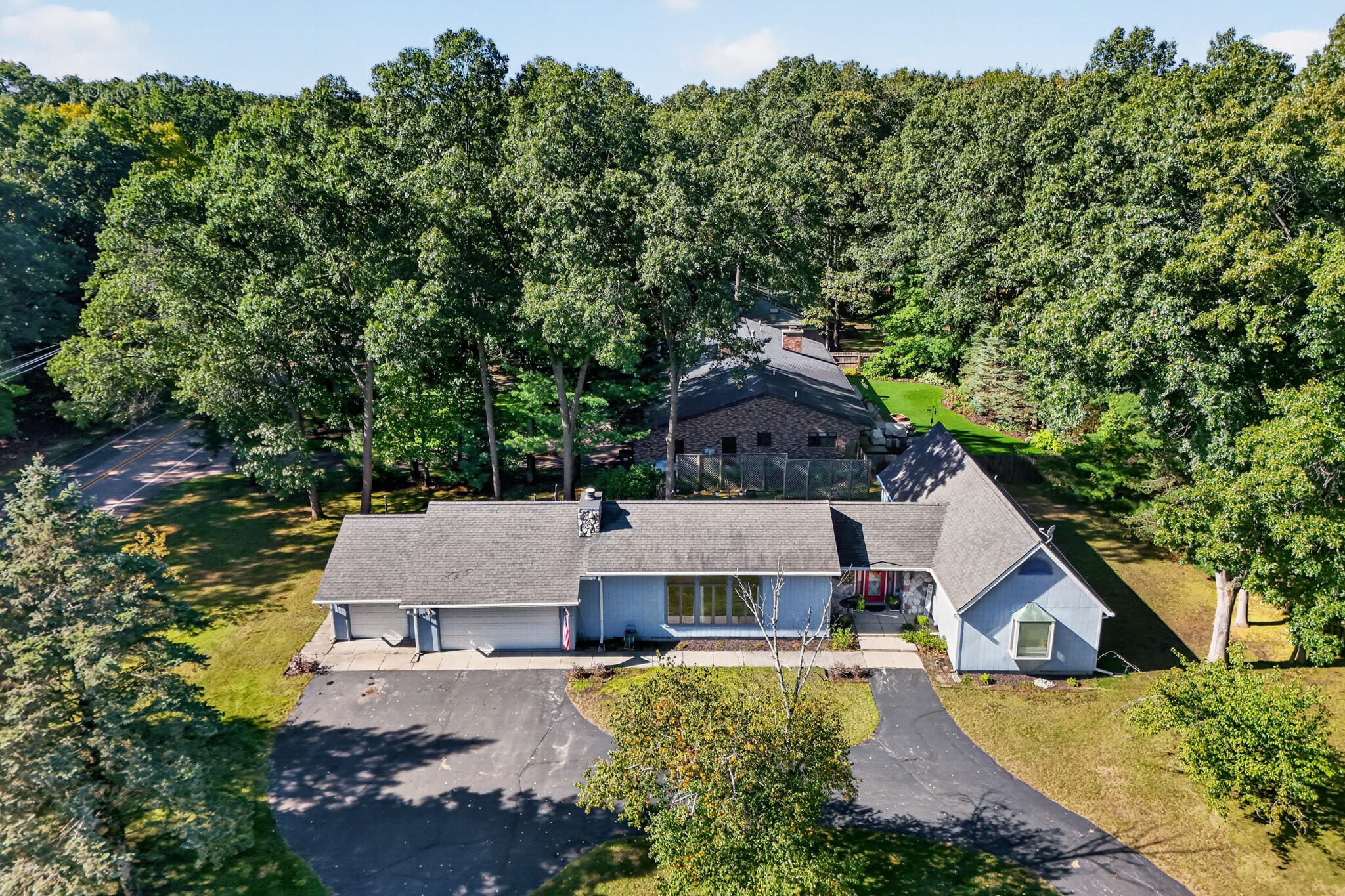 3985 Harbor Point Drive Norton Shores MI 49441