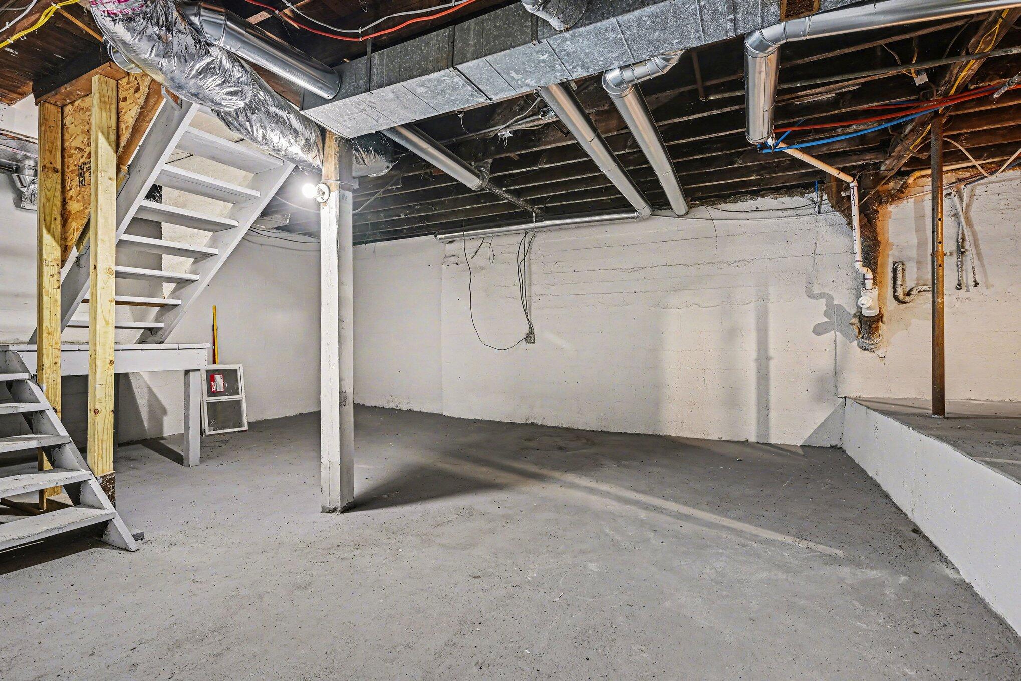128 Reed Street Kalamazoo MI 49001