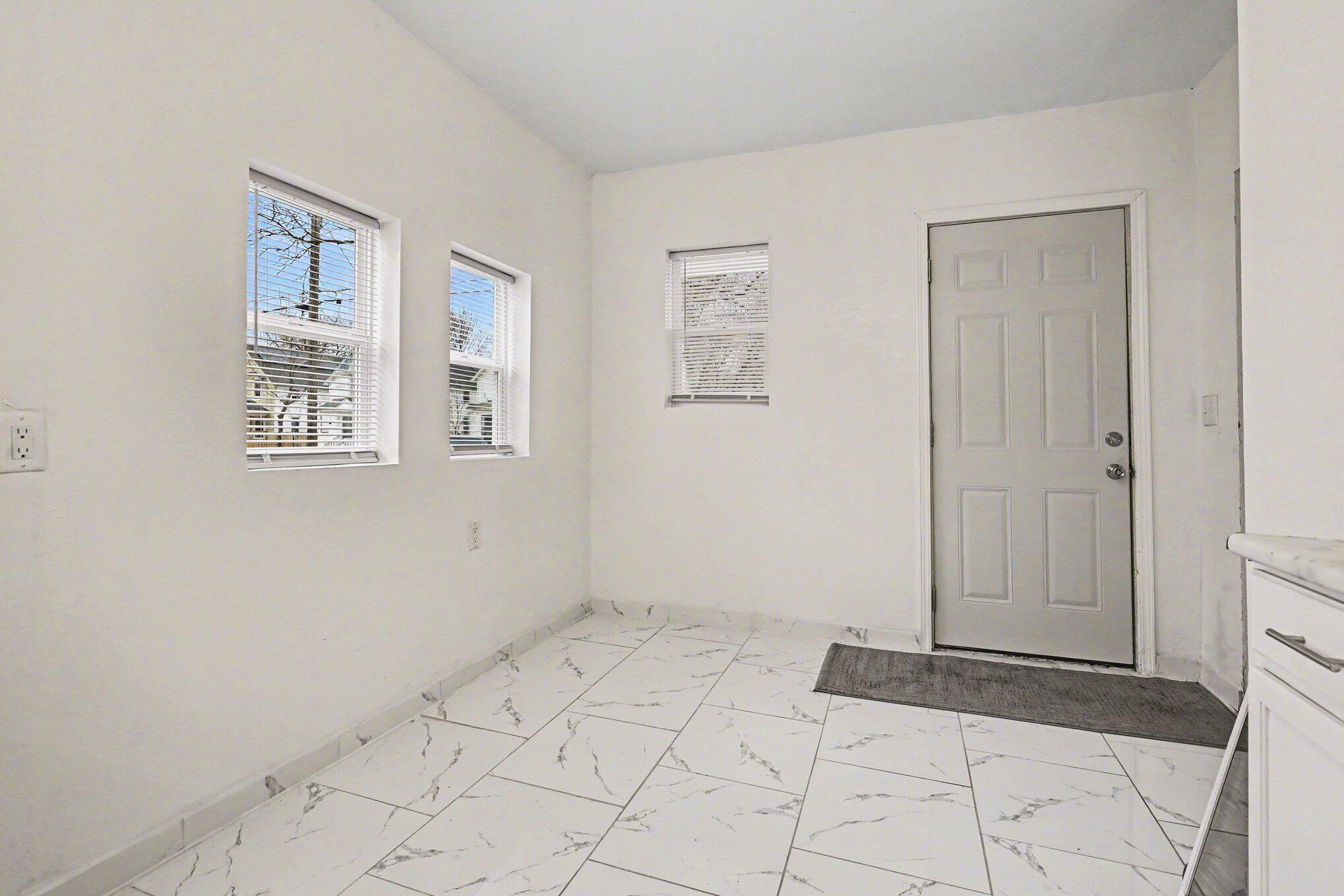 128 Reed Street Kalamazoo MI 49001