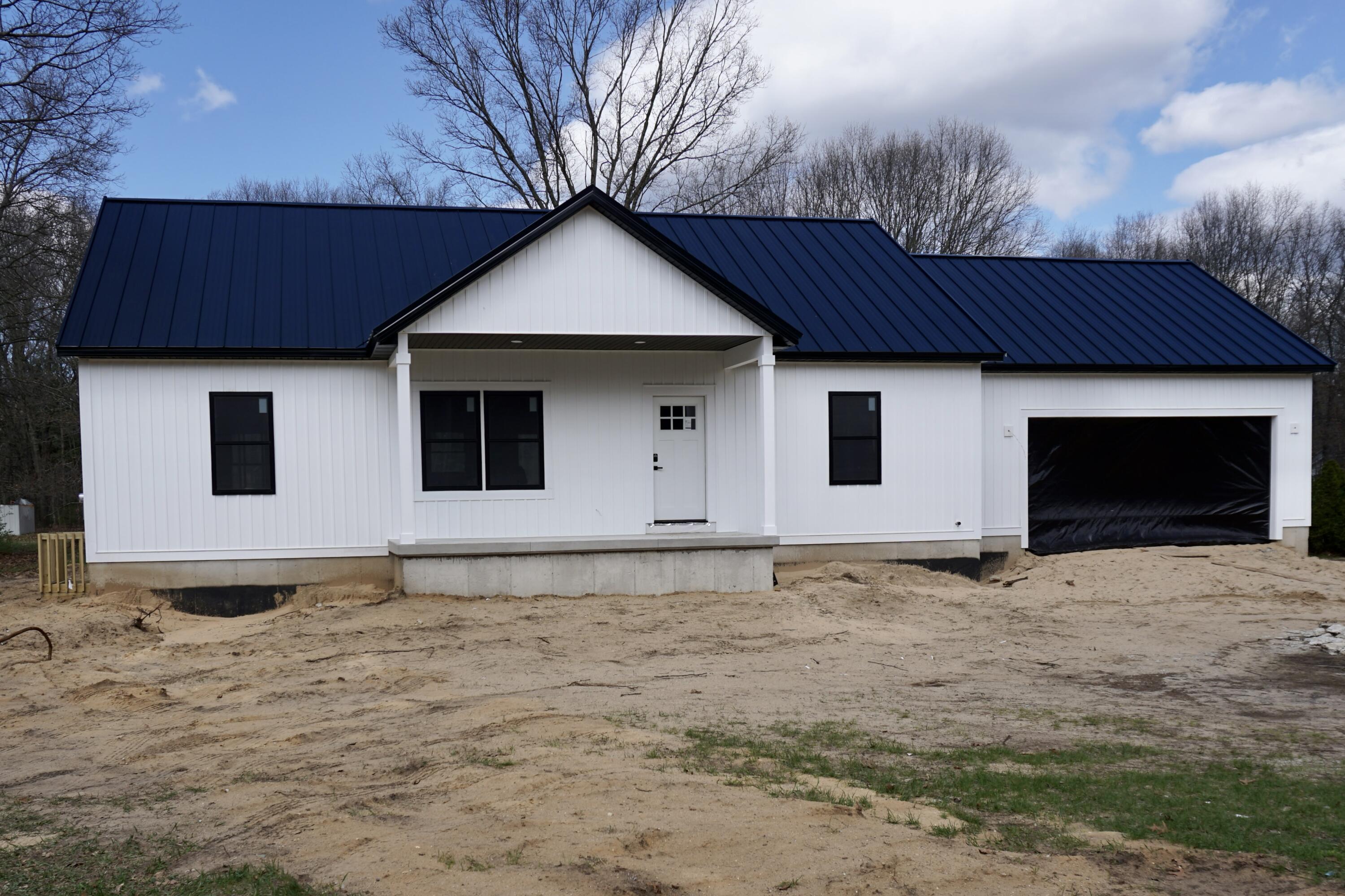 2336 Macarthur Road Muskegon MI 49442