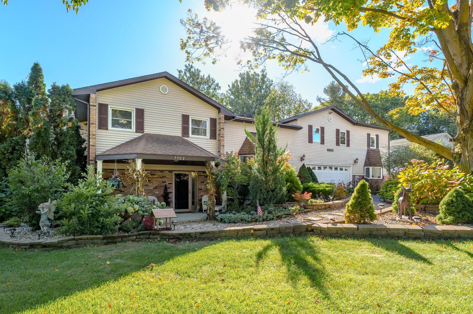 7702 N Gleneagle Drive Kalamazoo MI 49048