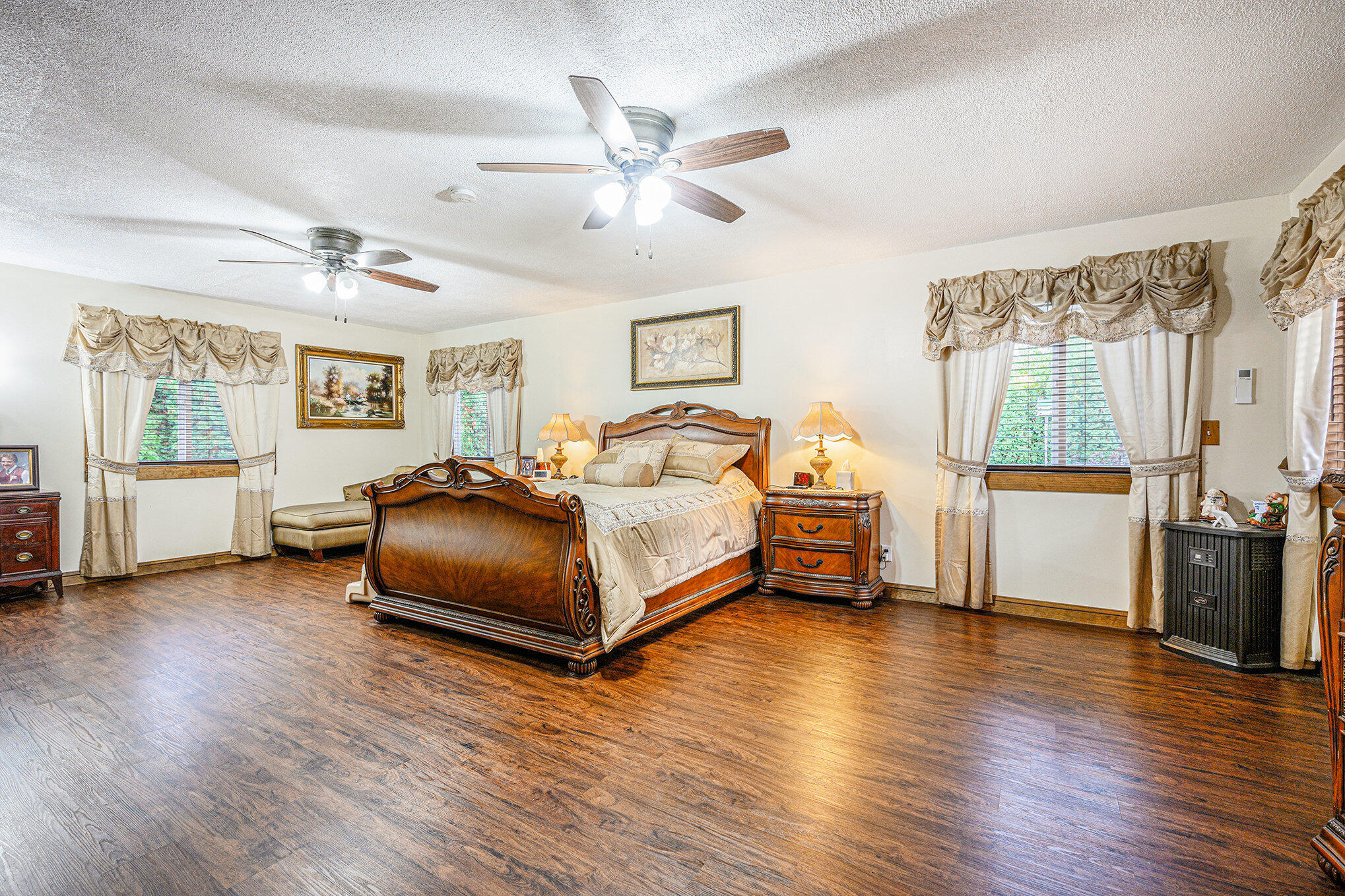 7702 N Gleneagle Drive Kalamazoo MI 49048