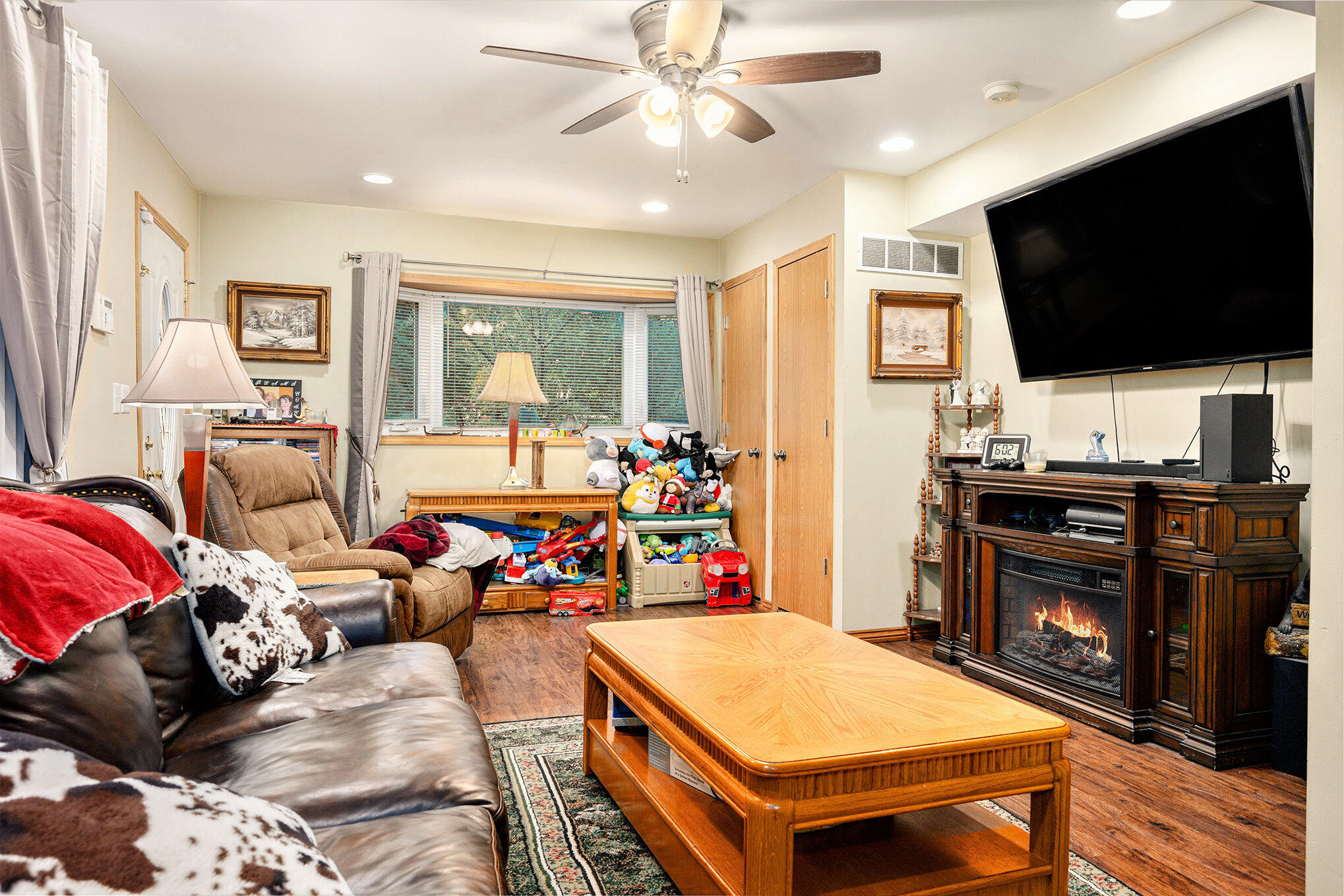 7702 N Gleneagle Drive Kalamazoo MI 49048