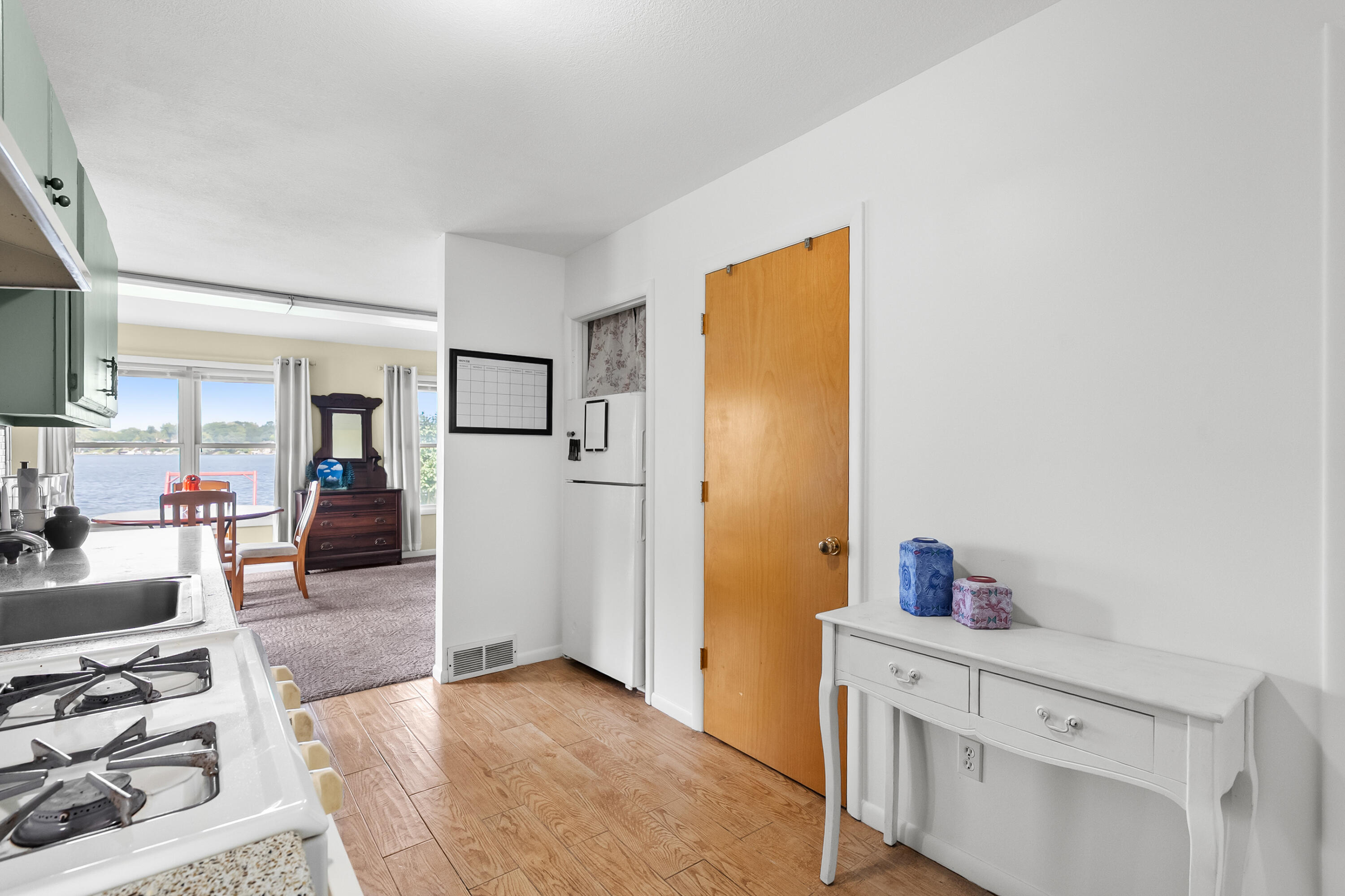 1713 Lakeview Drive Portage MI 49002