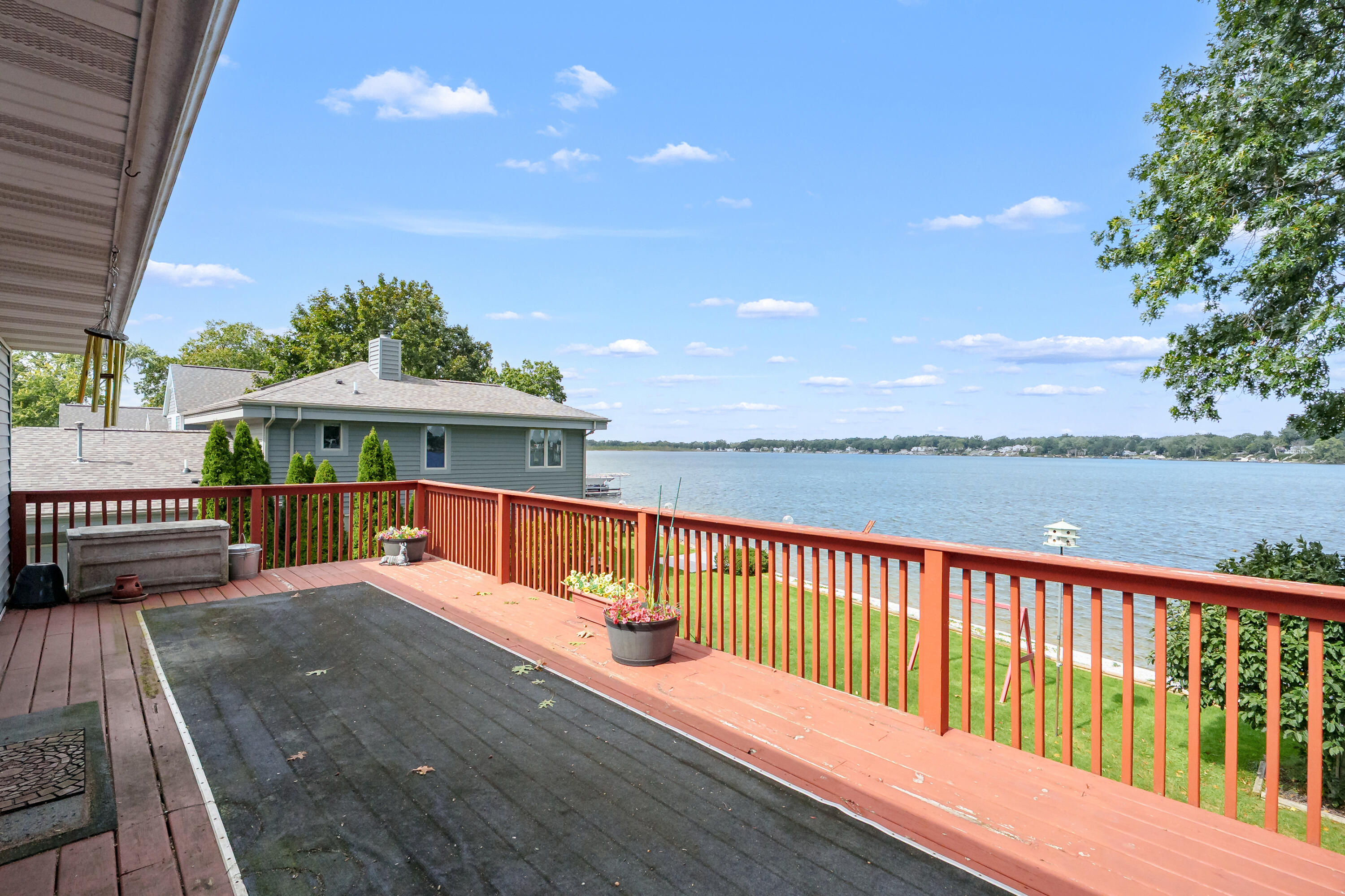 1713 Lakeview Drive Portage MI 49002