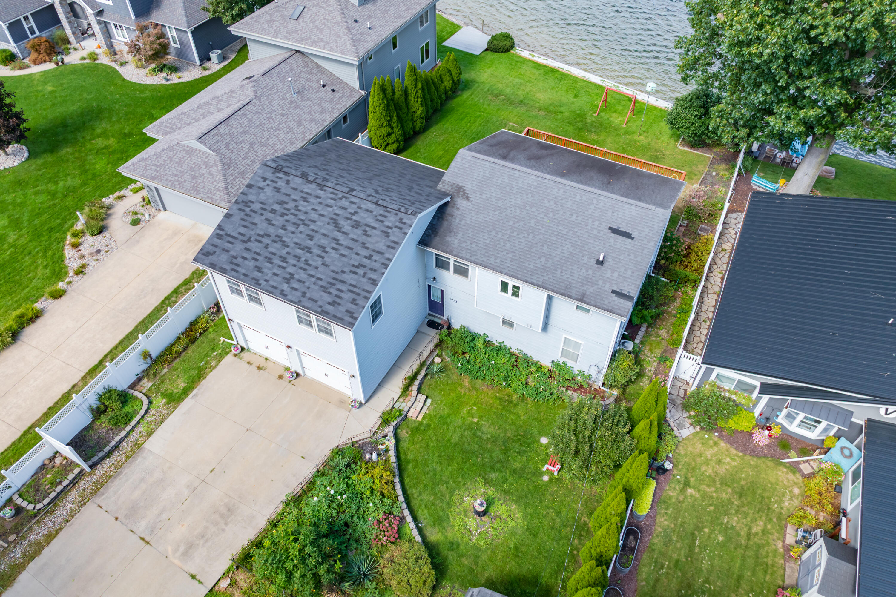 1713 Lakeview Drive Portage MI 49002