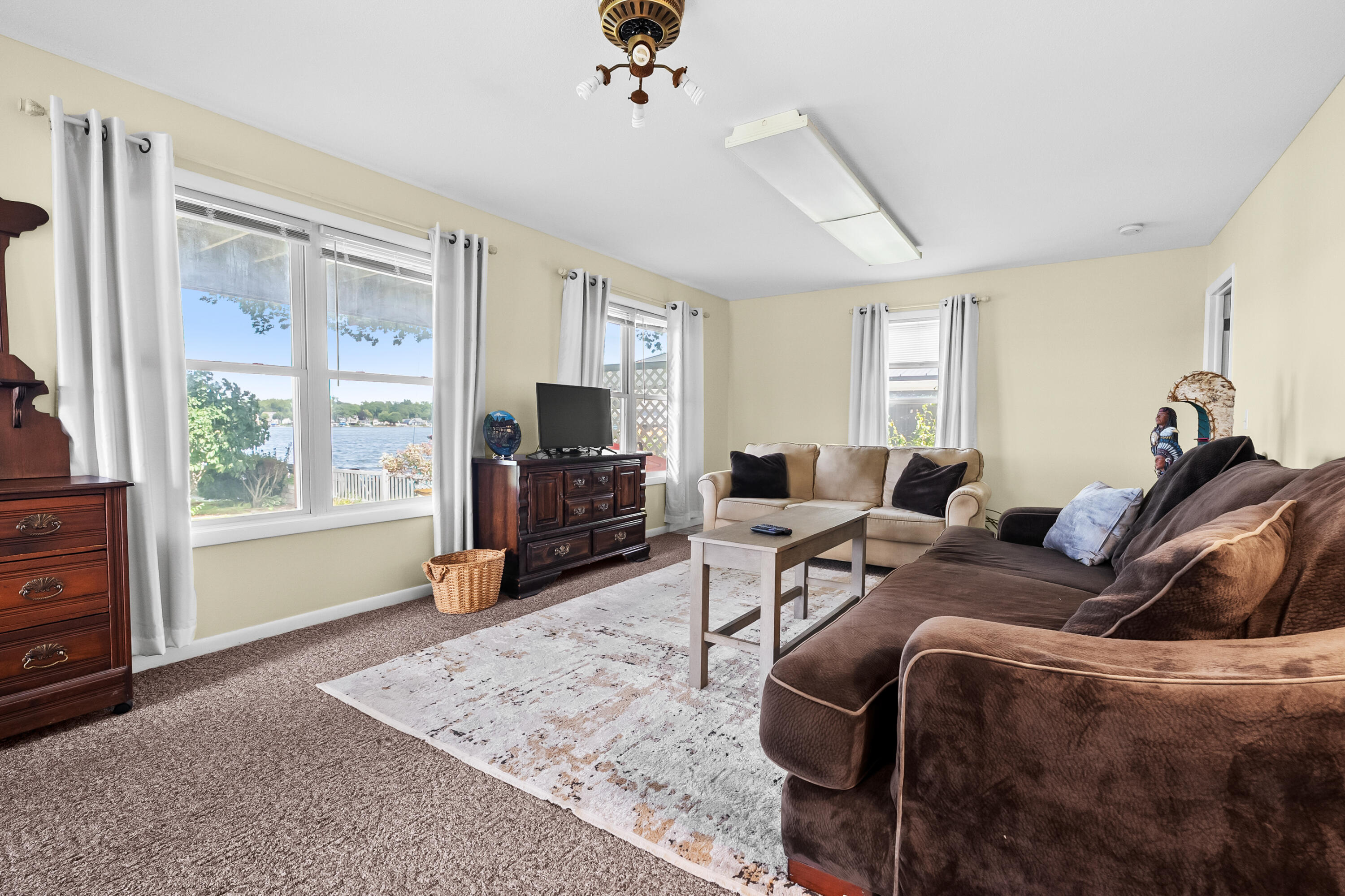 1713 Lakeview Drive Portage MI 49002