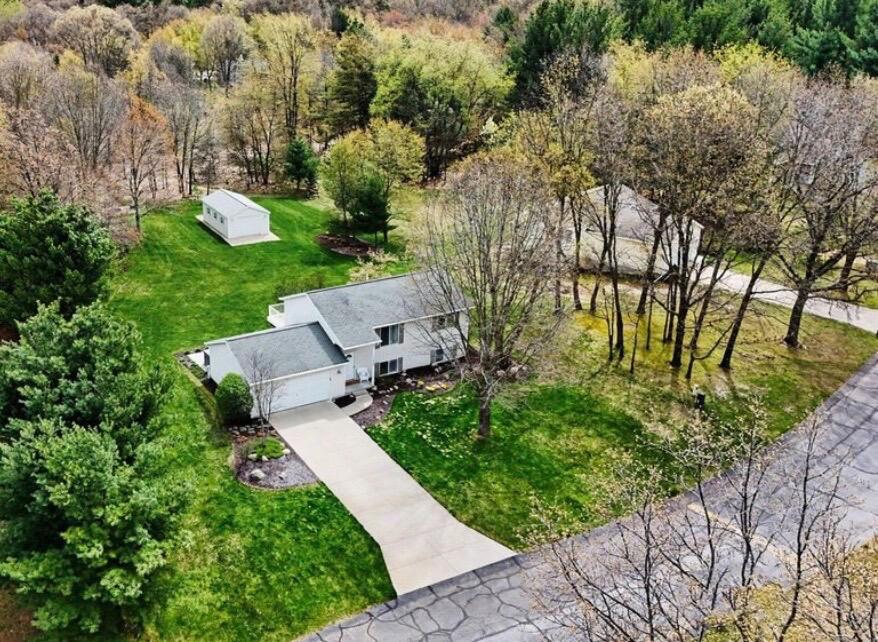 11548 Holmden Court NE Rockford MI 49341