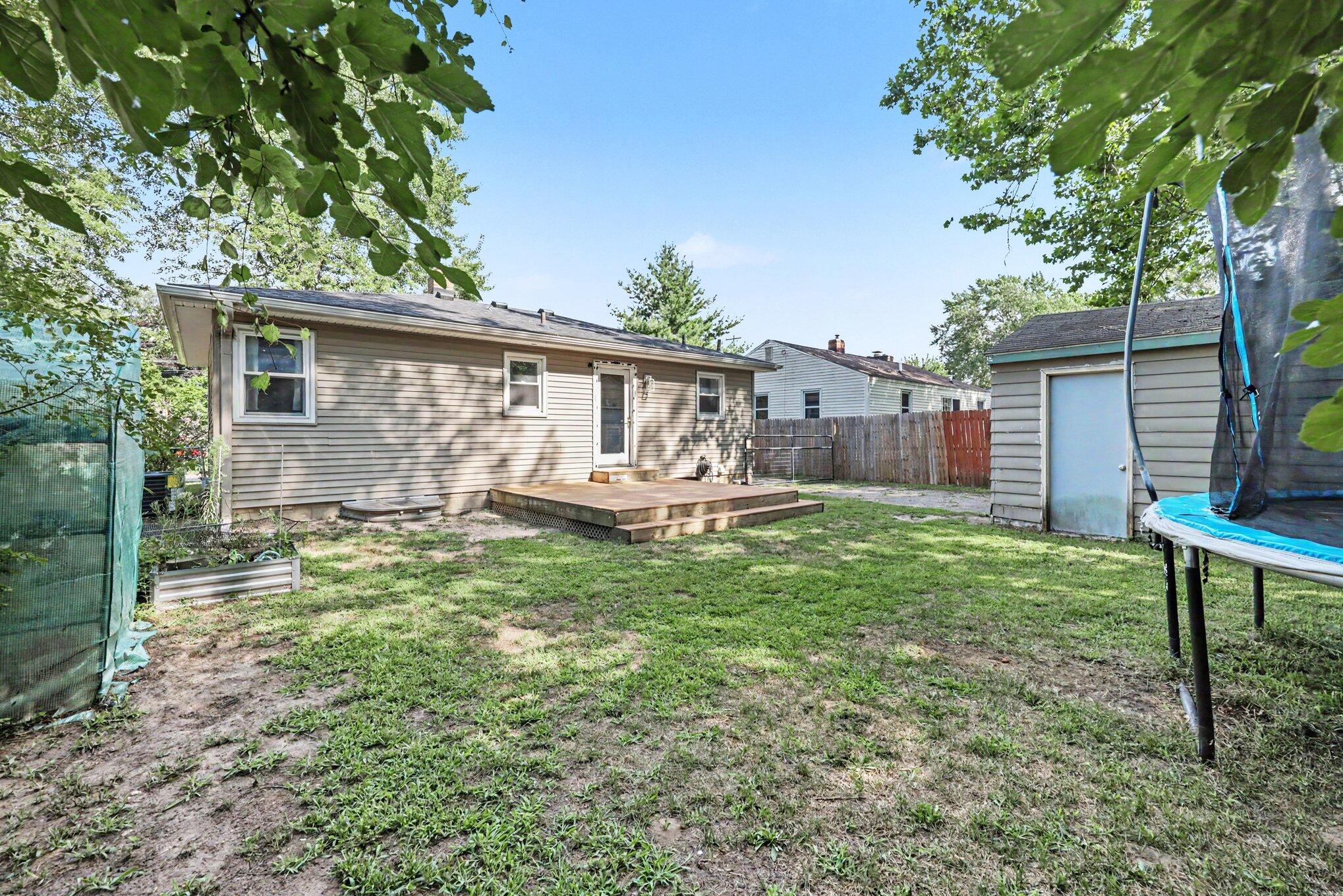 3729 Grape Avenue NE Grand Rapids MI 49525