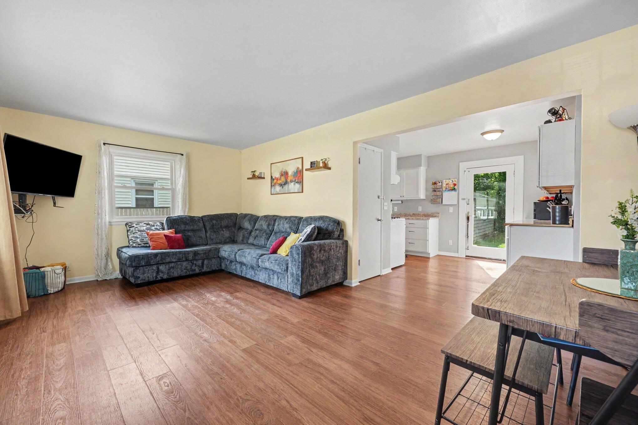 3729 Grape Avenue NE Grand Rapids MI 49525