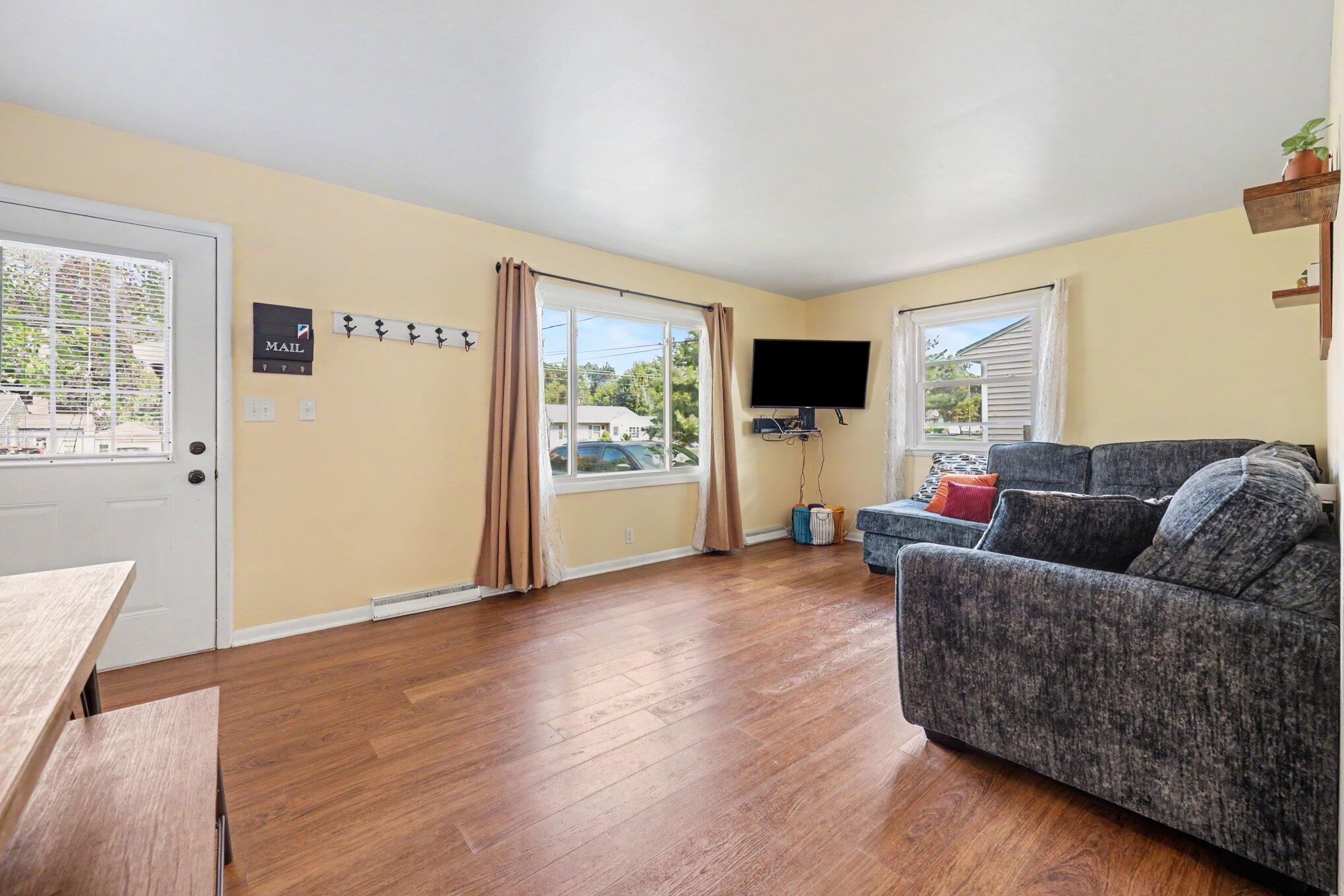 3729 Grape Avenue NE Grand Rapids MI 49525