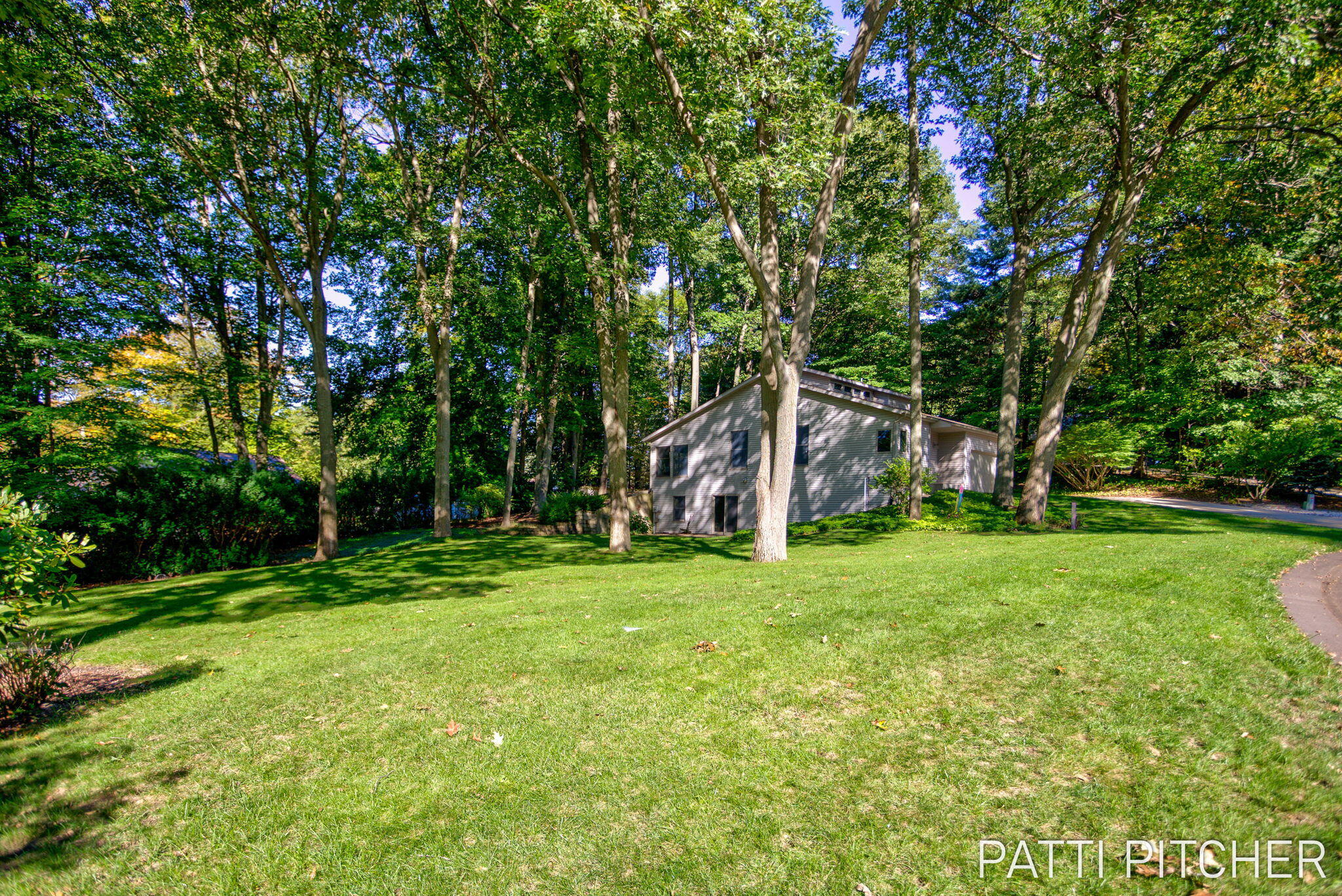 13582 Redbird Lane Grand Haven MI 49417