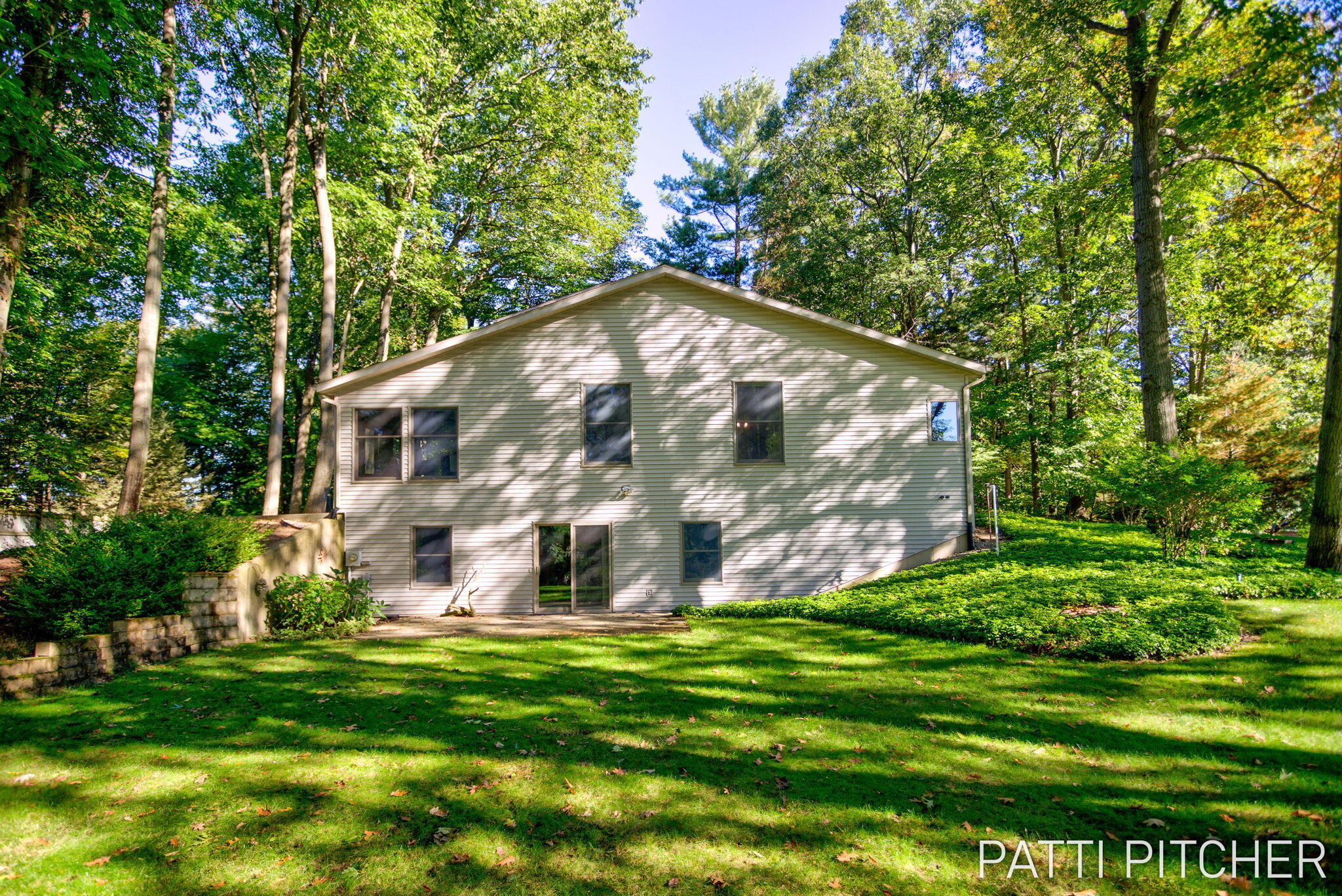 13582 Redbird Lane Grand Haven MI 49417