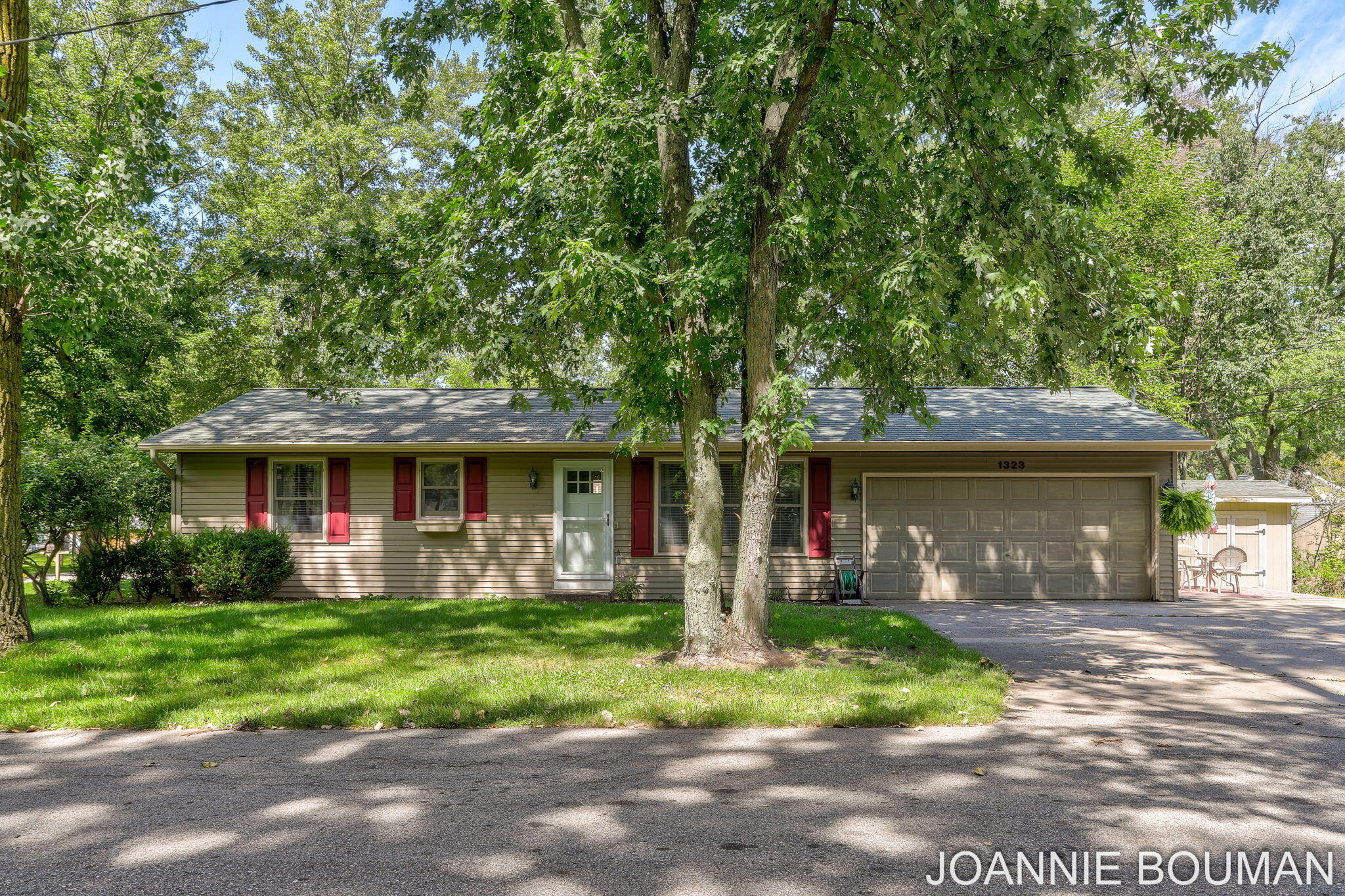 1323 Floral Street Holland MI 49423