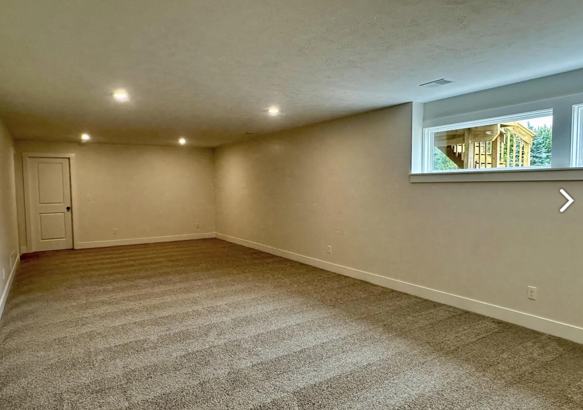 2193 Emerald Shore Circle Grand Rapids MI 49525