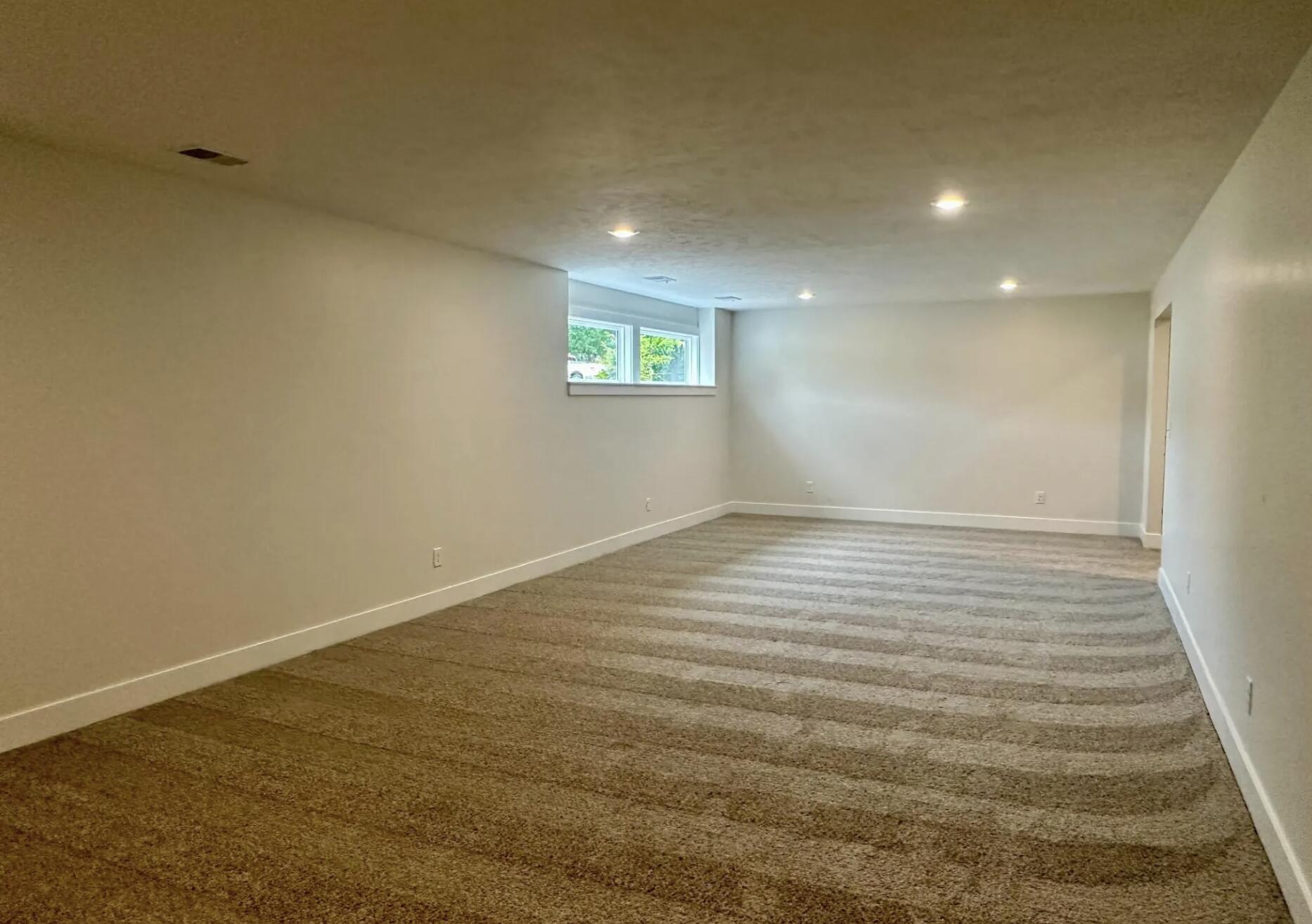 2193 Emerald Shore Circle Grand Rapids MI 49525