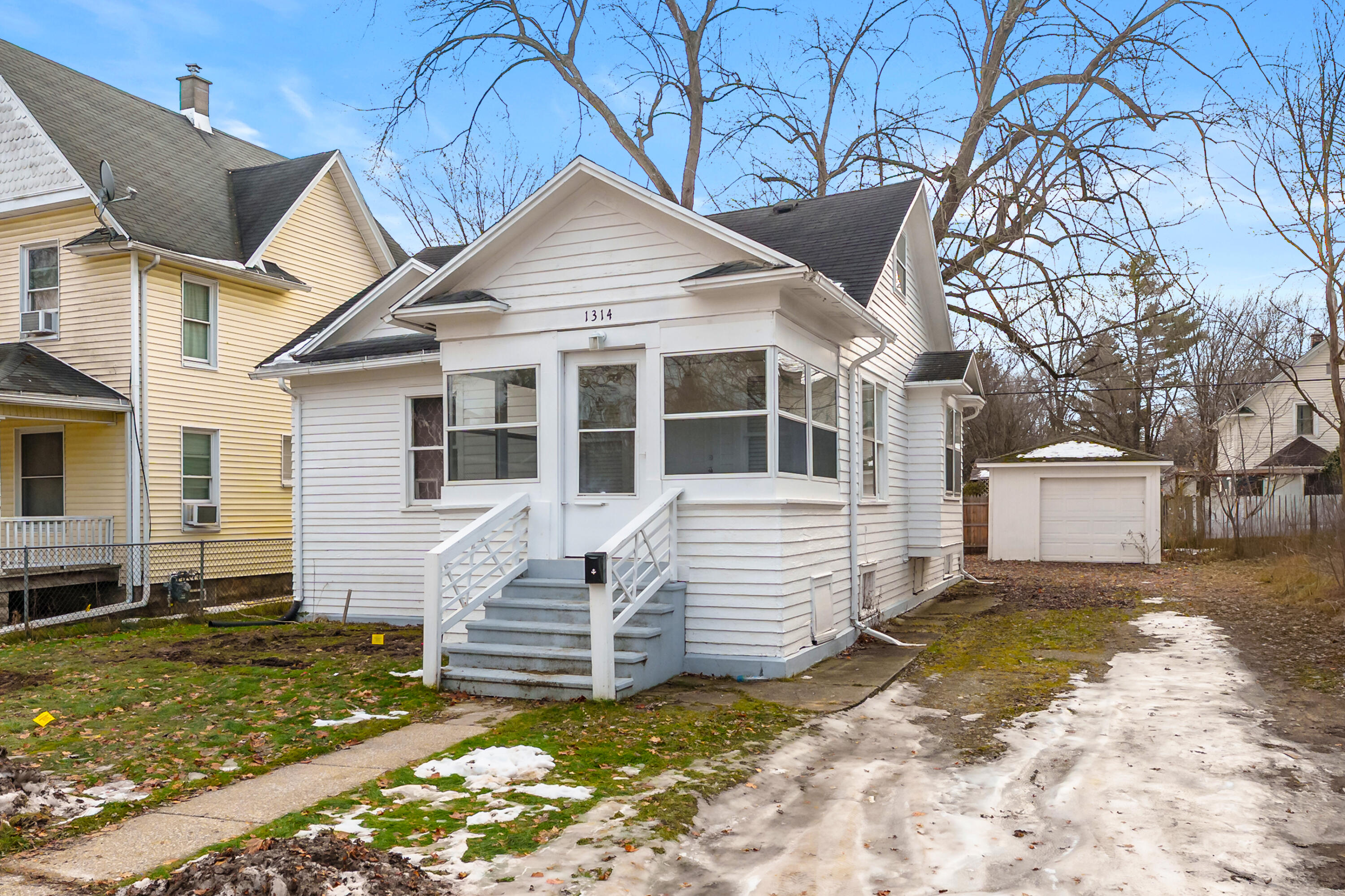 1314 Clinton Avenue Kalamazoo MI 49001