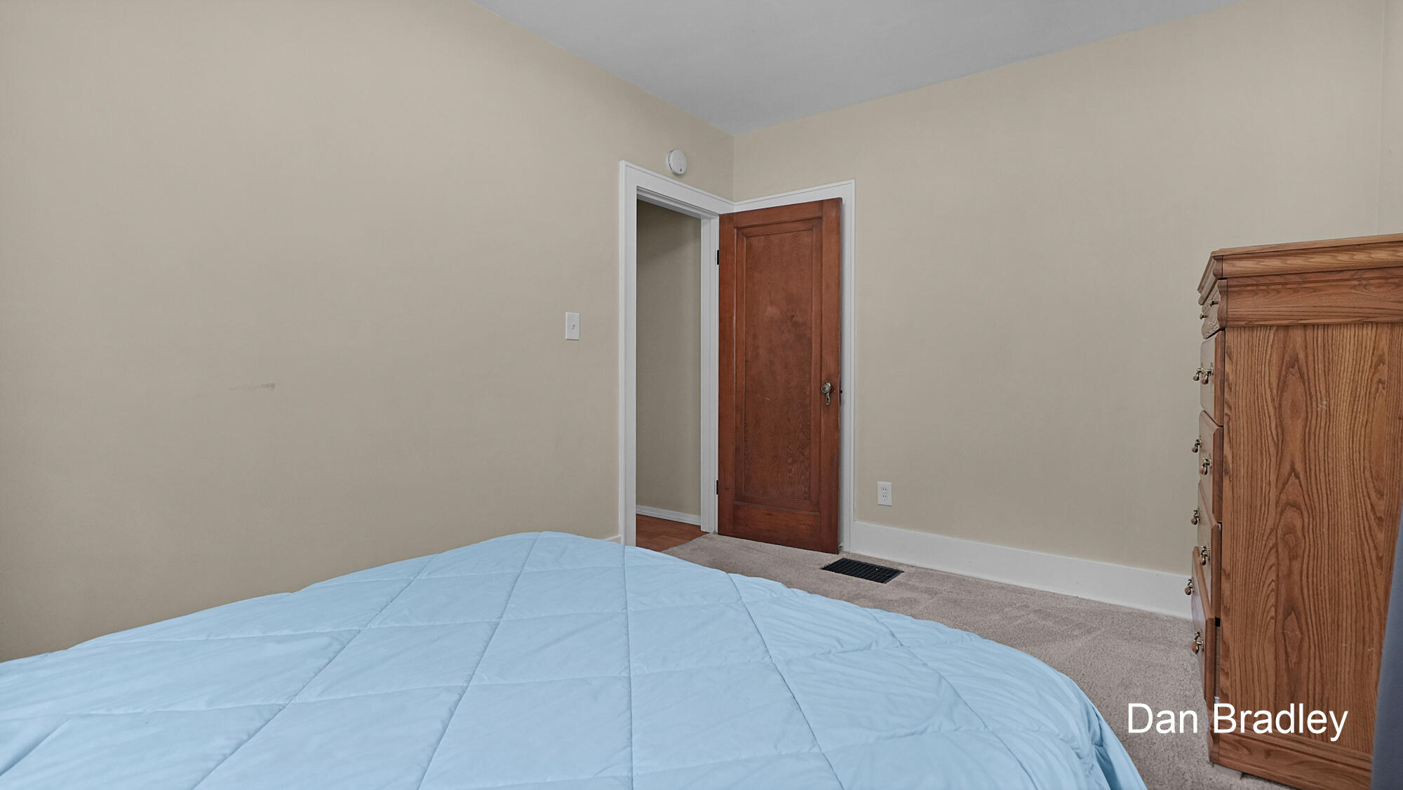 3056 Effie Place NE Grand Rapids MI 49505