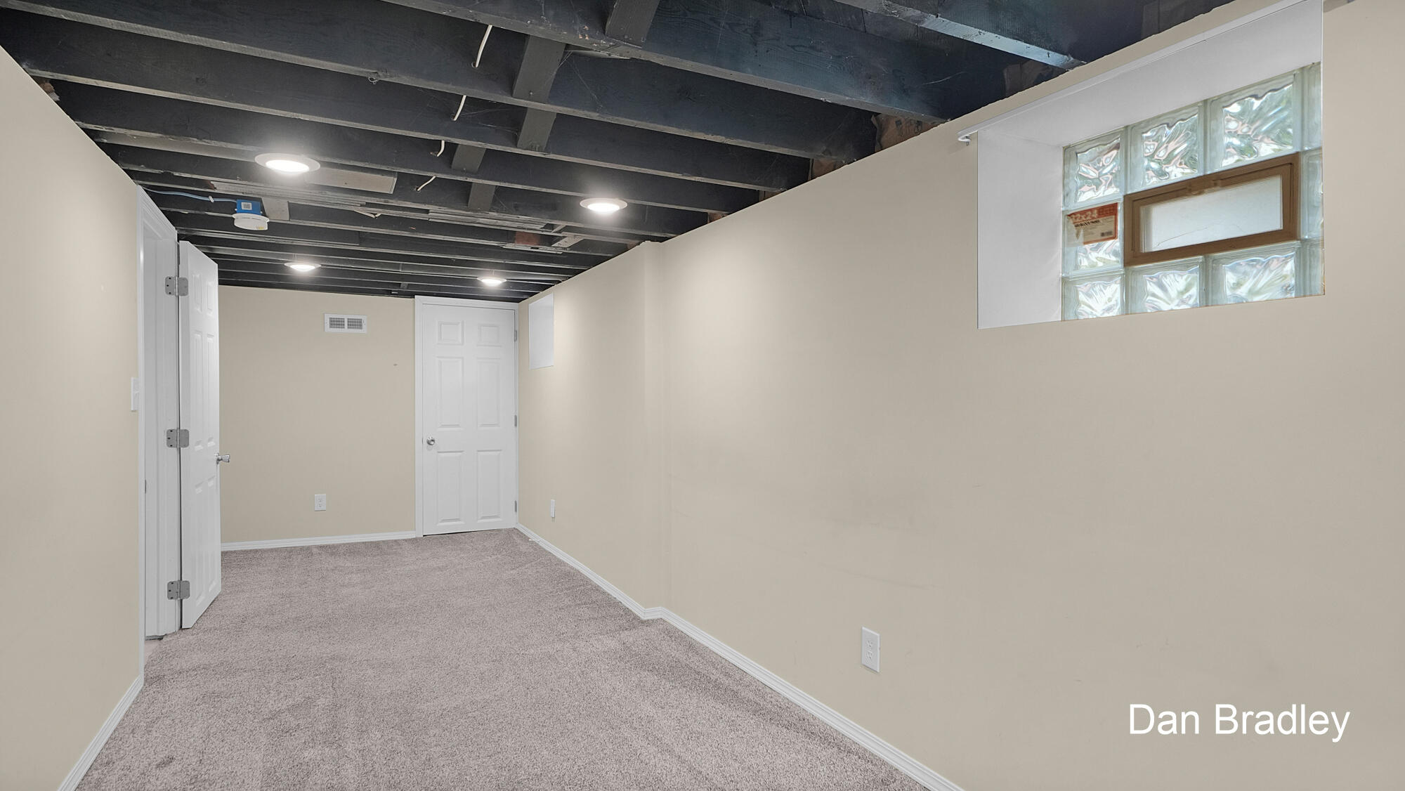 3056 Effie Place NE Grand Rapids MI 49505