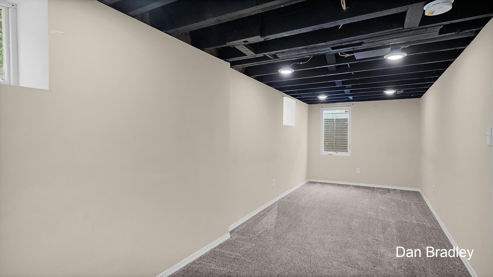 3056 Effie Place NE Grand Rapids MI 49505