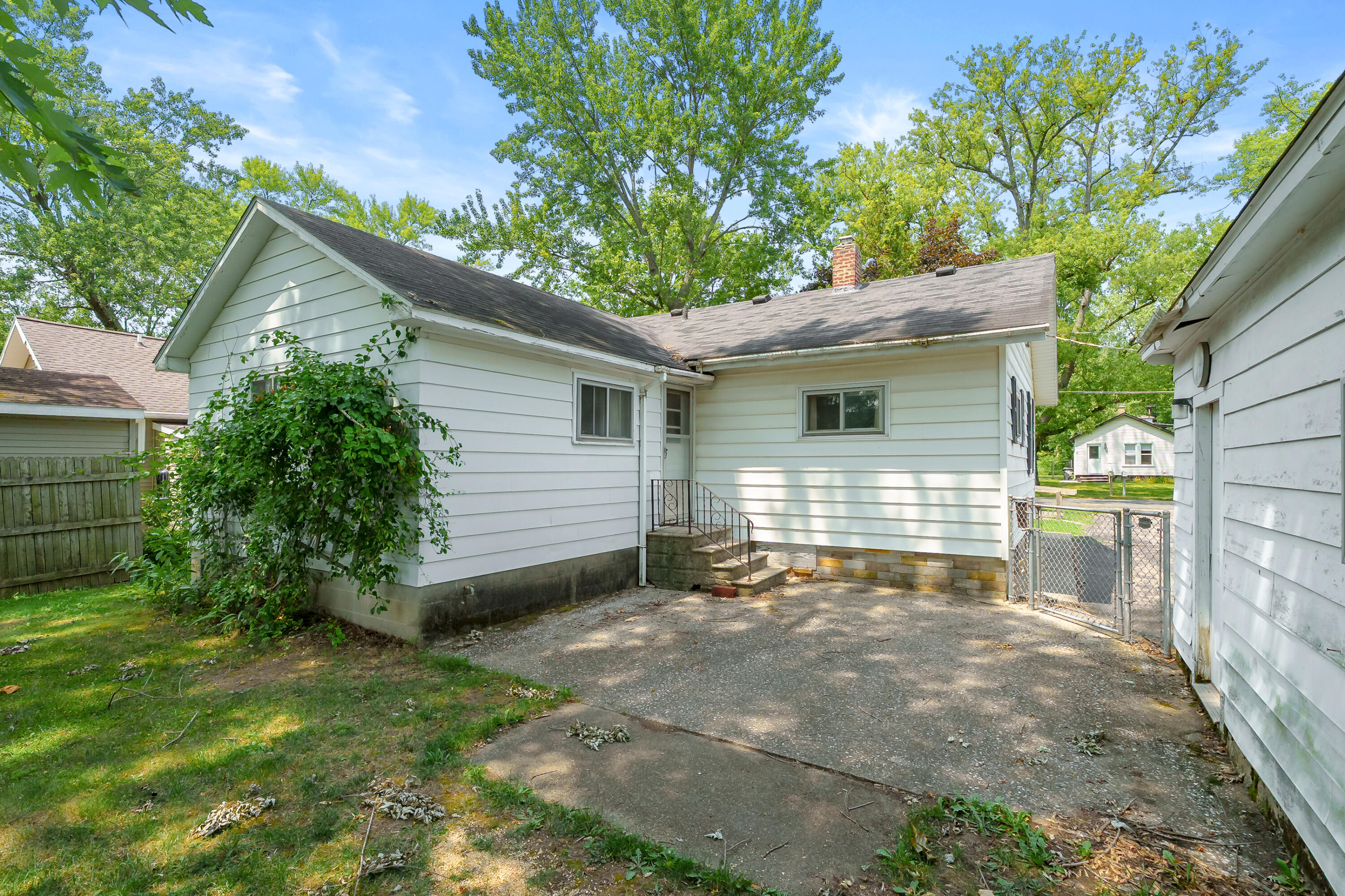 6170 Copeland Avenue Kalamazoo MI 49048