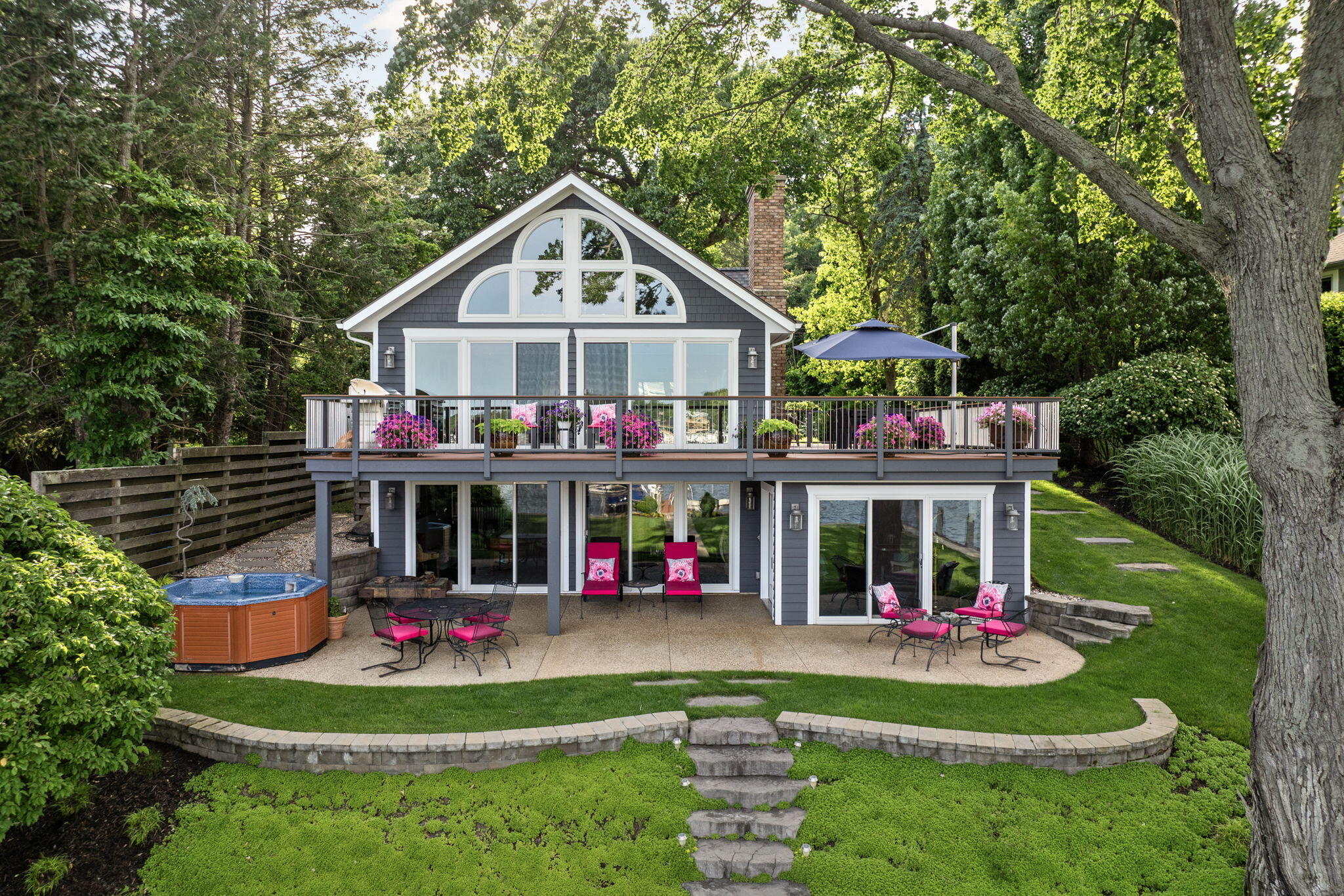 Saugatuck MI, 143 Park Street