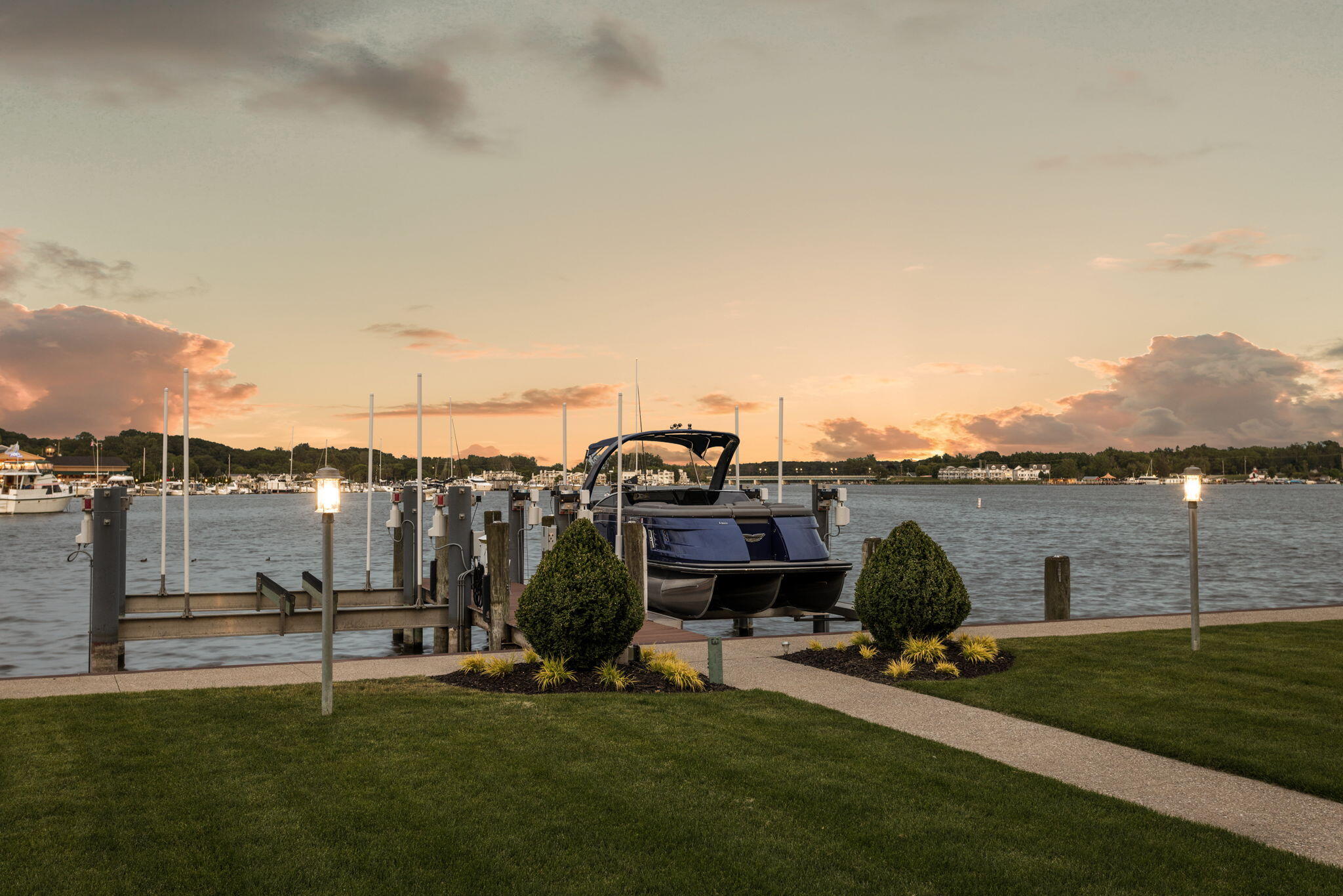 143 Park Street Saugatuck MI 49453