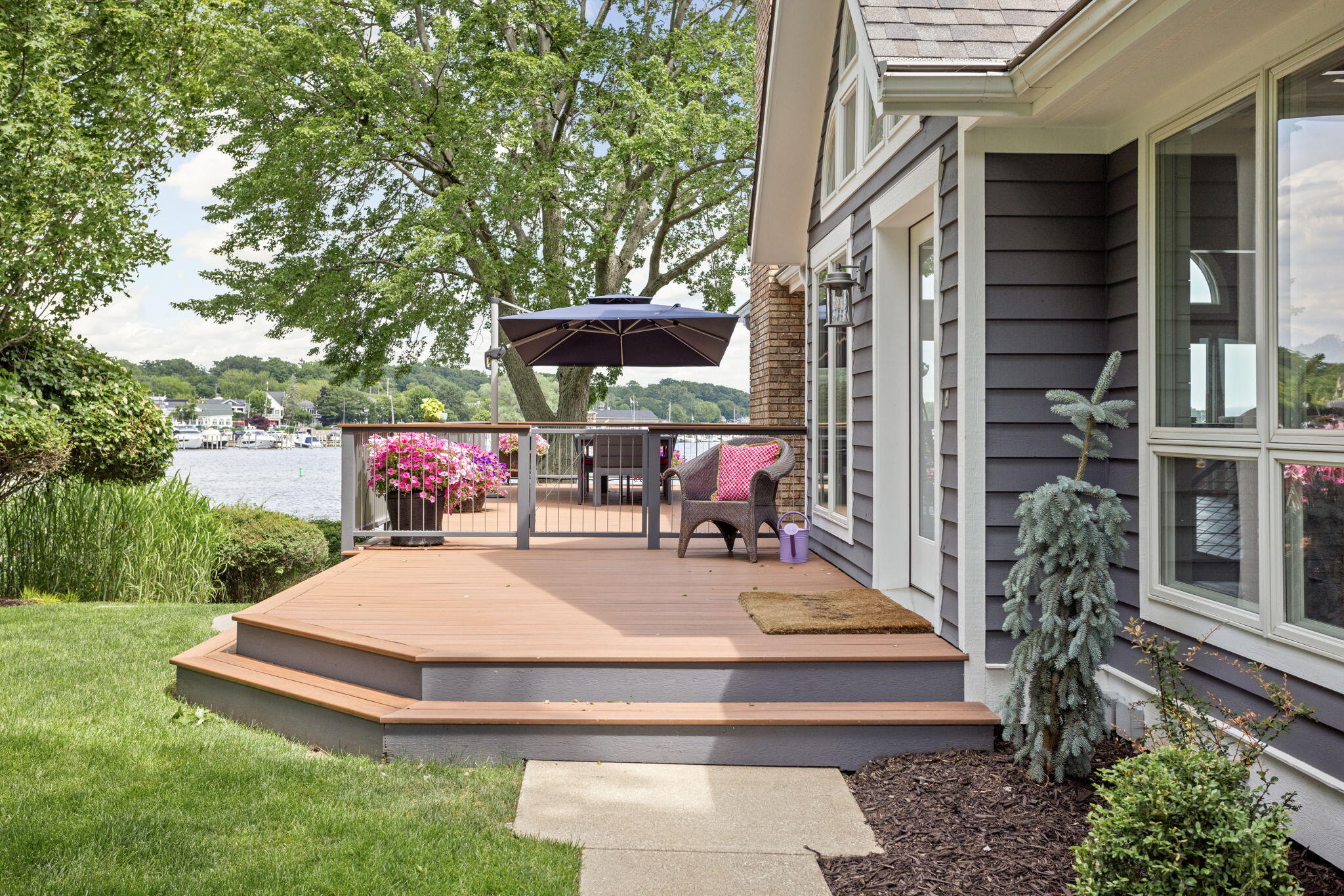 143 Park Street Saugatuck MI 49453