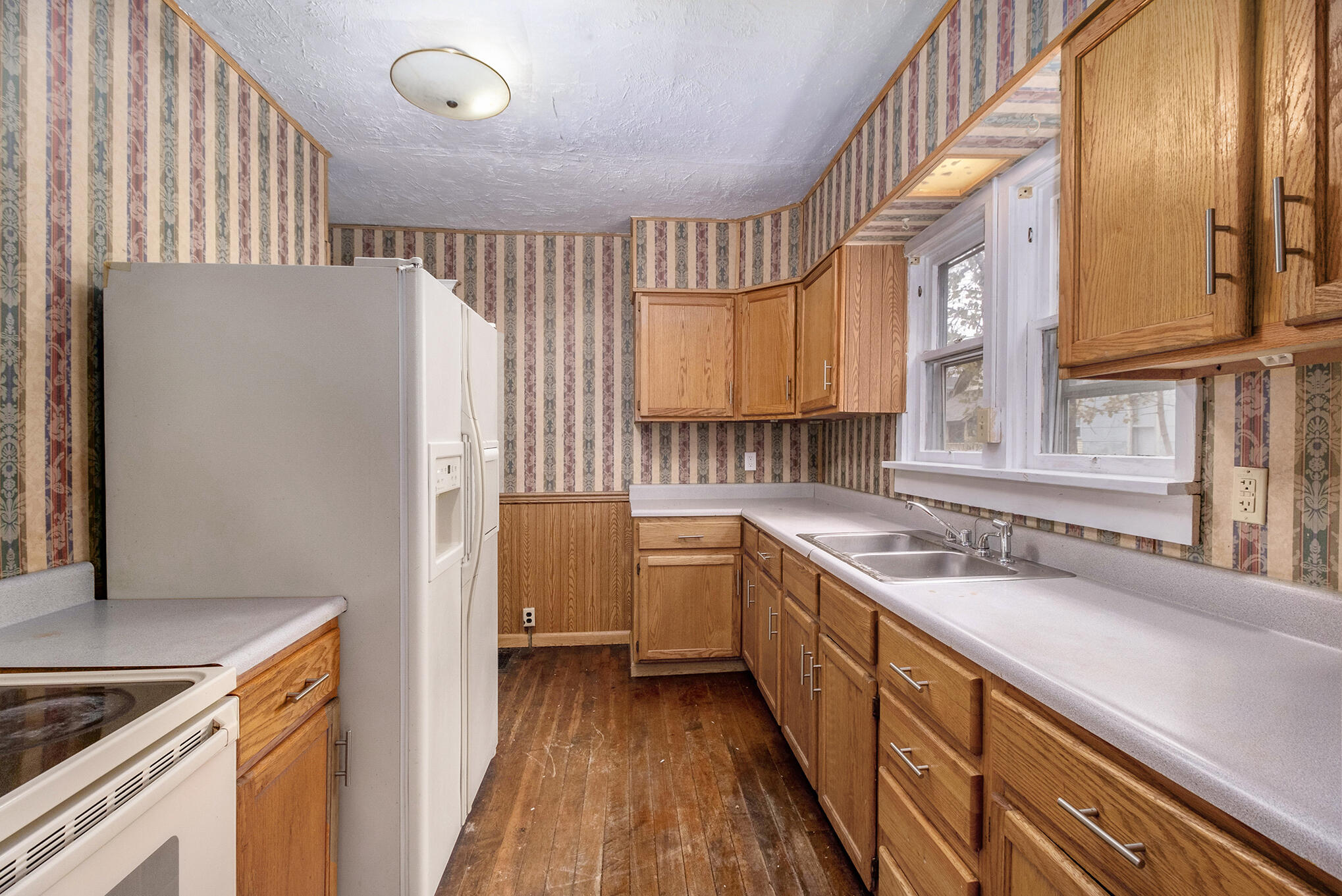 712 W Vine Street Kalamazoo MI 49008